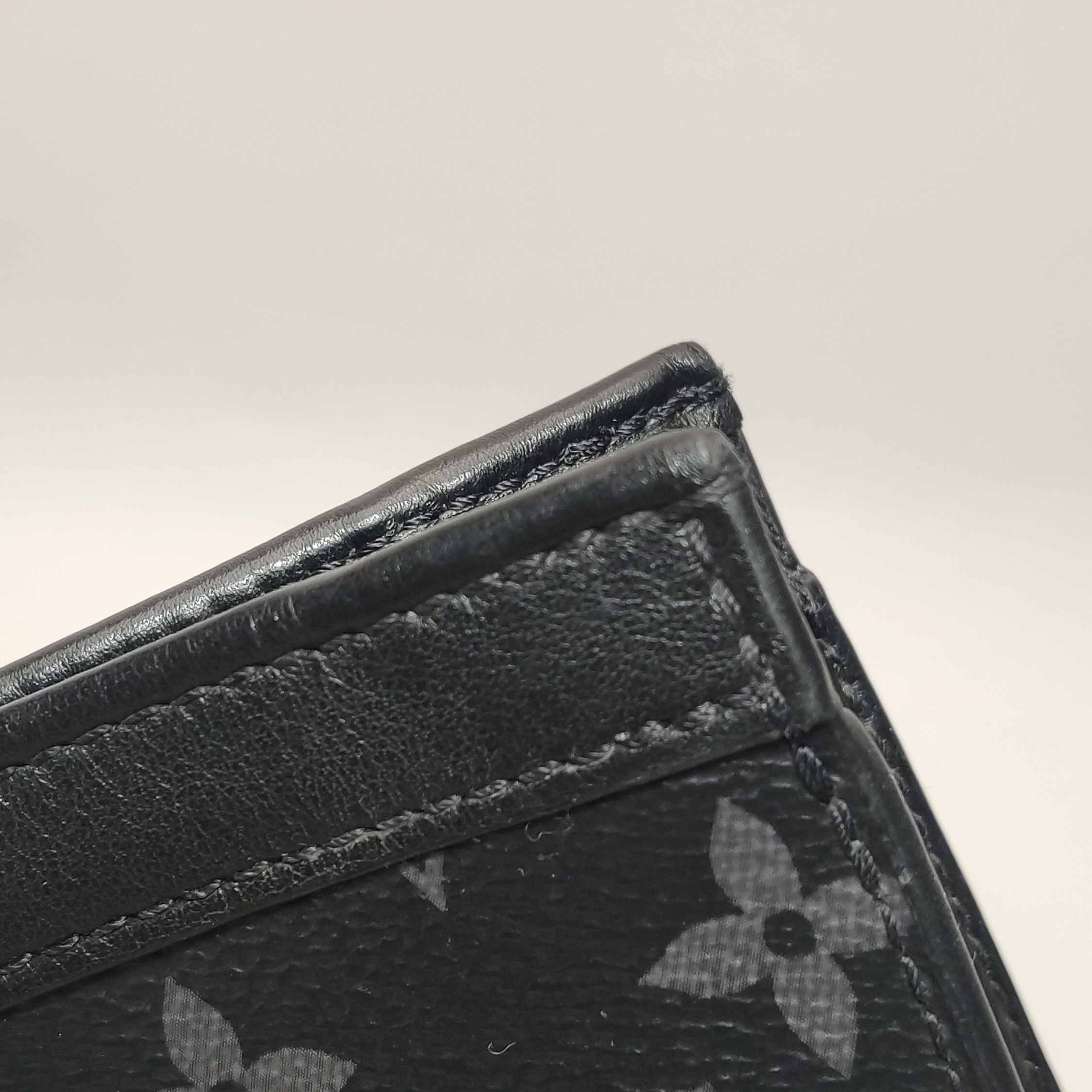 Louis Vuitton(LV) Gaston Wearable Wallet Monogram Eclipse Canvas — photo 14 of 19