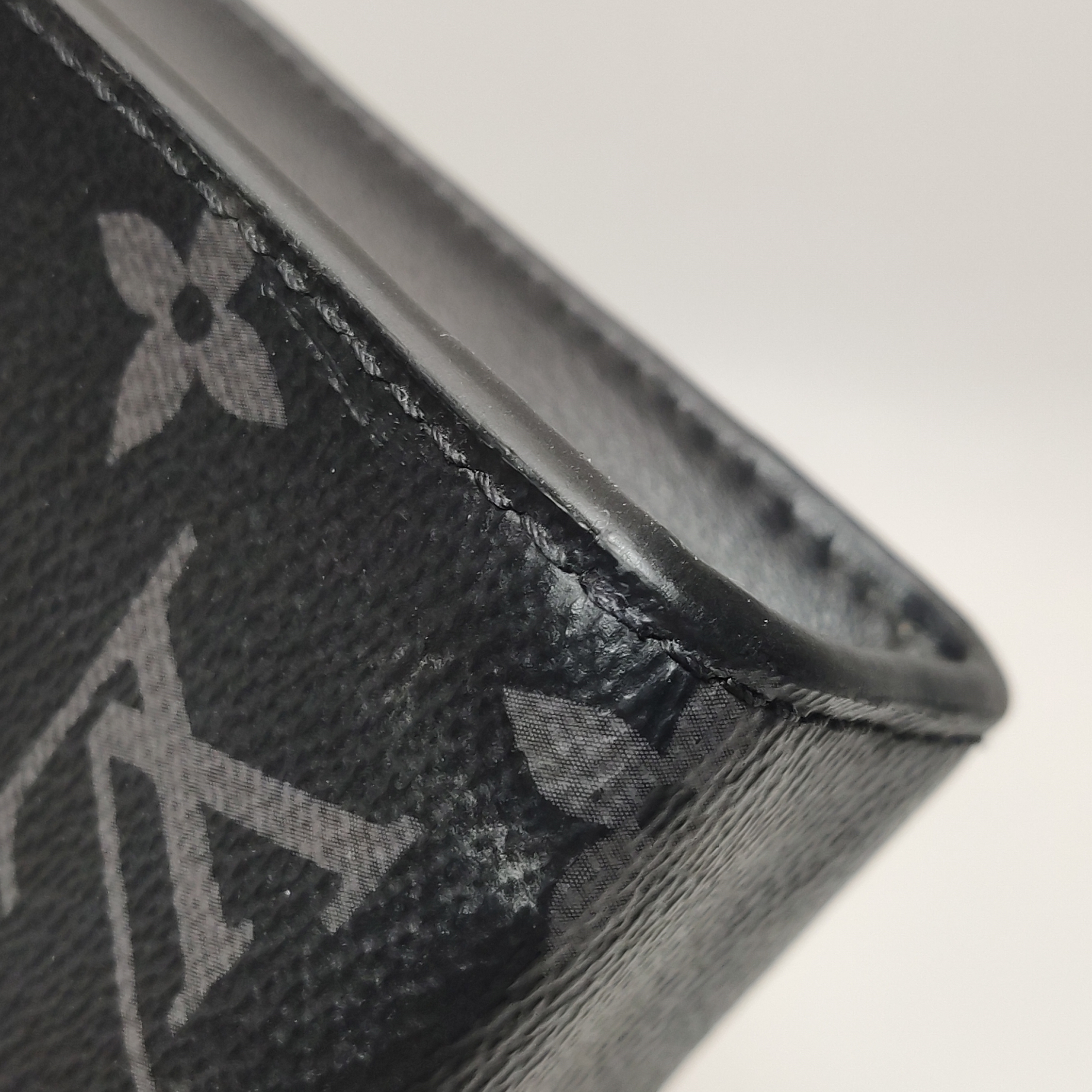 Louis Vuitton(LV) Gaston Wearable Wallet Monogram Eclipse Canvas — photo 18 of 19