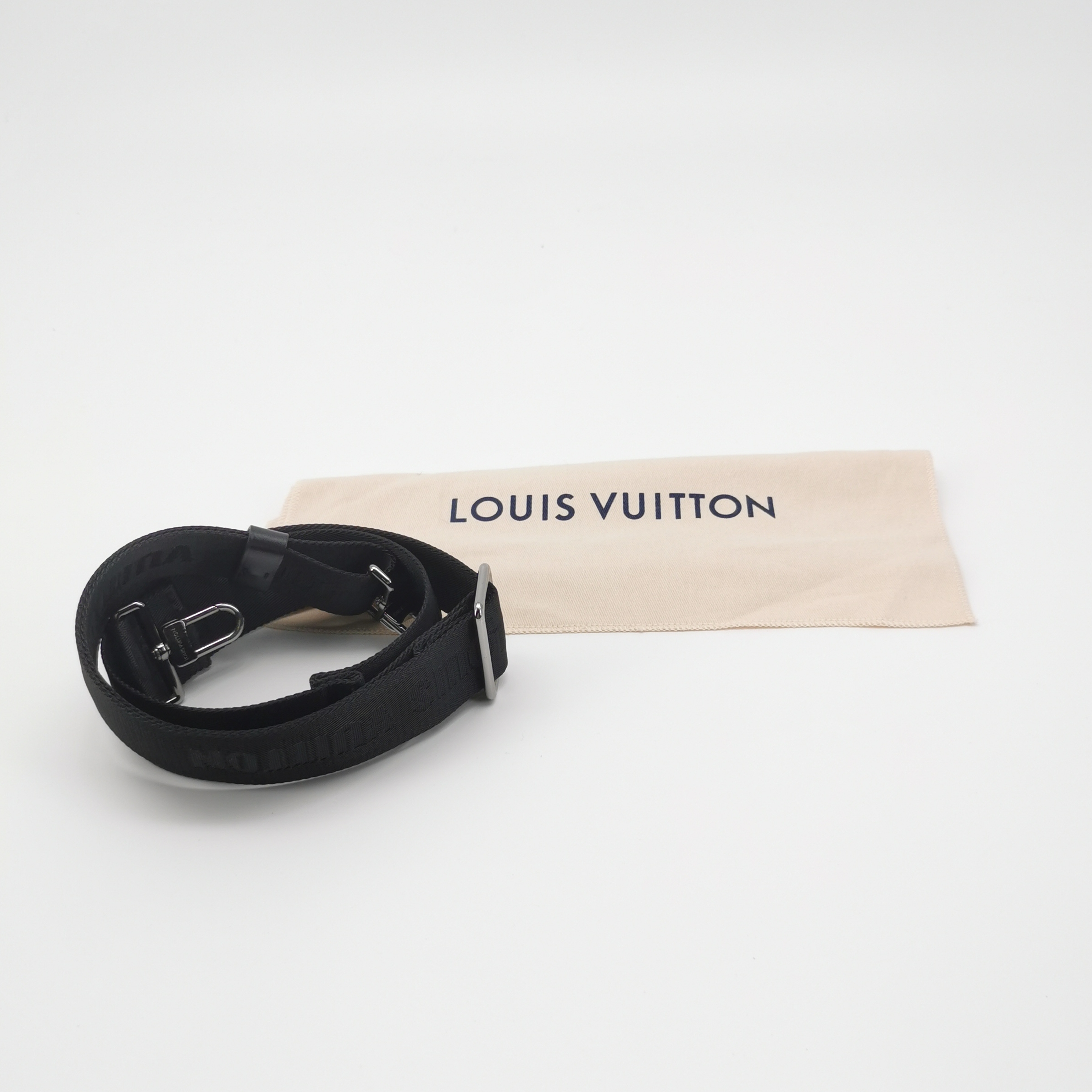 Louis Vuitton(LV) Gaston Wearable Wallet Monogram Eclipse Canvas — photo 8 of 19