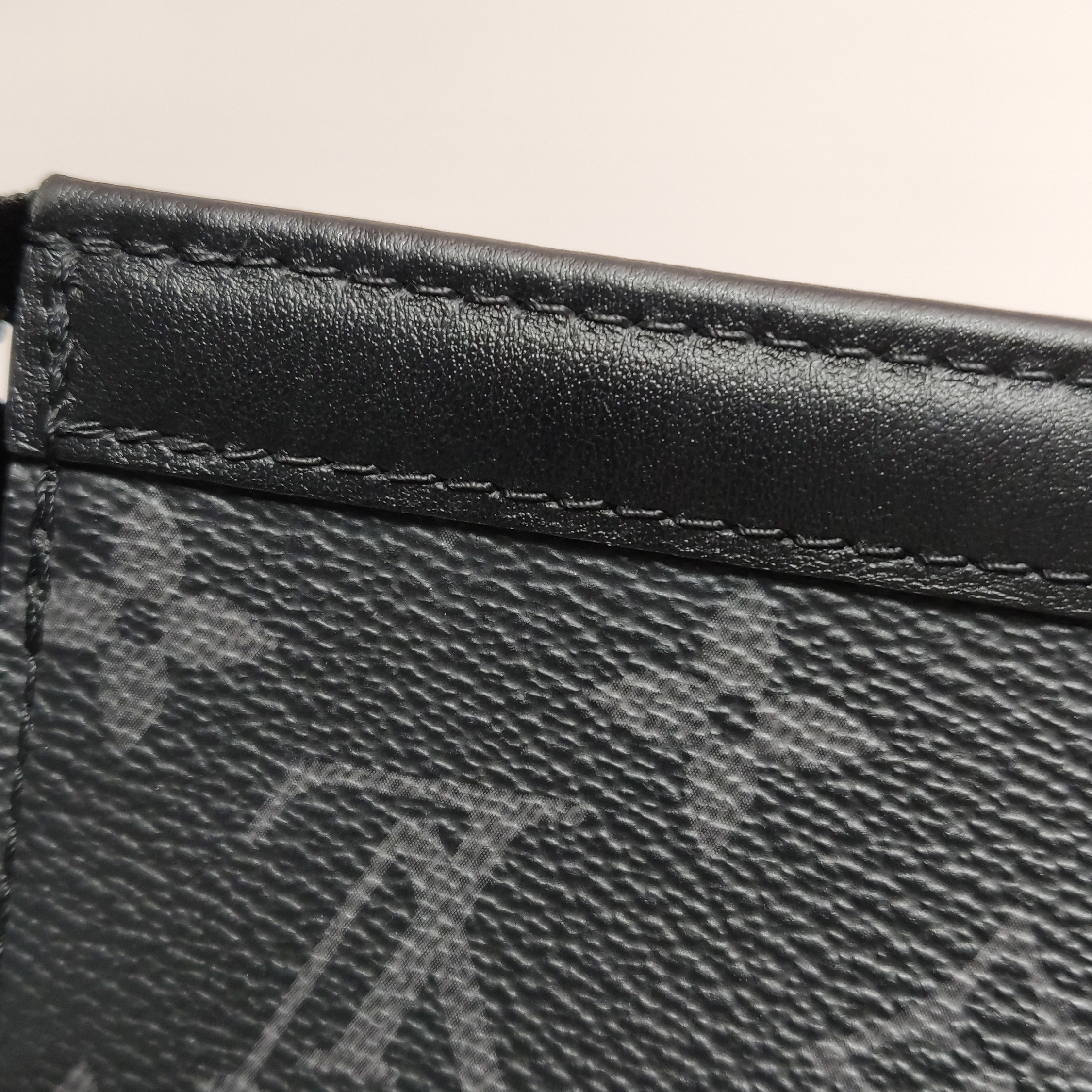 Louis Vuitton(LV) Gaston Wearable Wallet Monogram Eclipse Canvas — photo 17 of 19