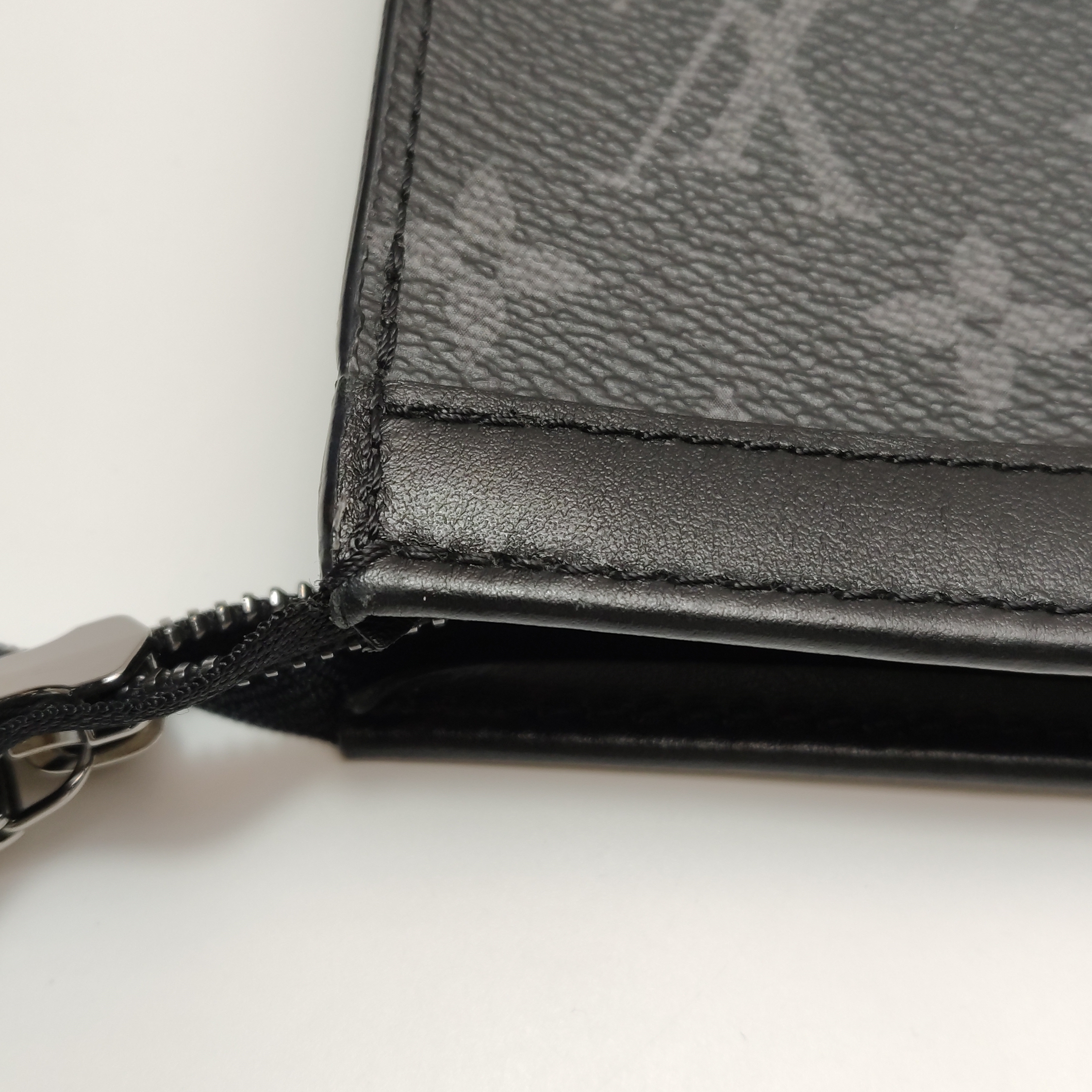Louis Vuitton(LV) Gaston Wearable Wallet Monogram Eclipse Canvas — photo 15 of 19