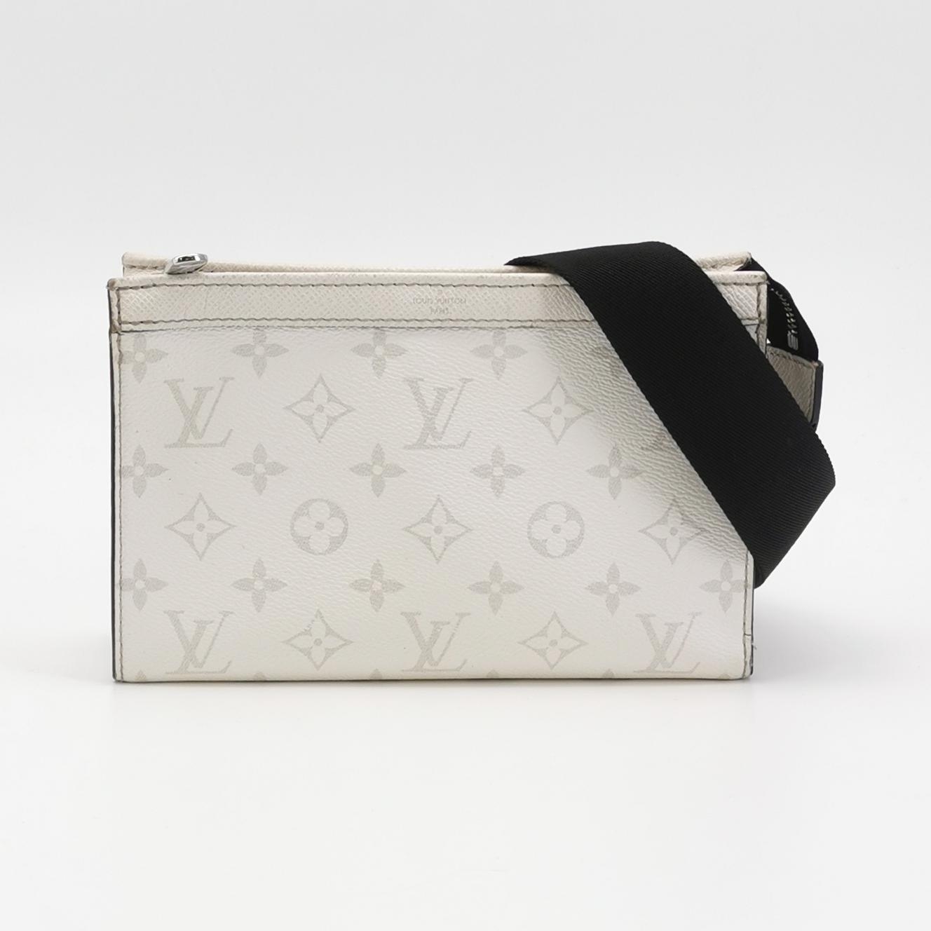 Louis Vuitton(LV) Gaston Wearable Wallet Monogram Eclipse Canvas — photo 5 of 19
