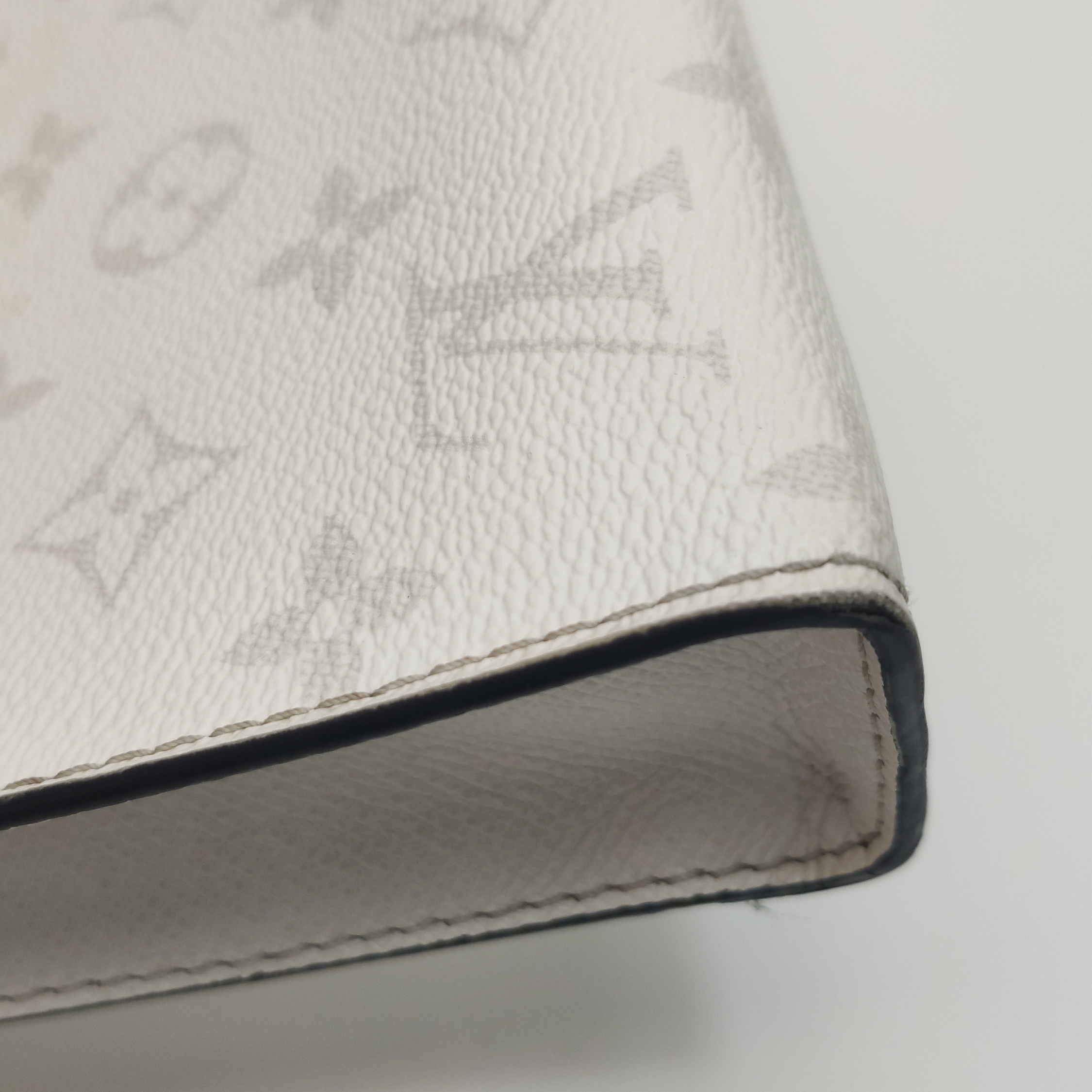 Louis Vuitton(LV) Gaston Wearable Wallet Monogram Eclipse Canvas — photo 18 of 19