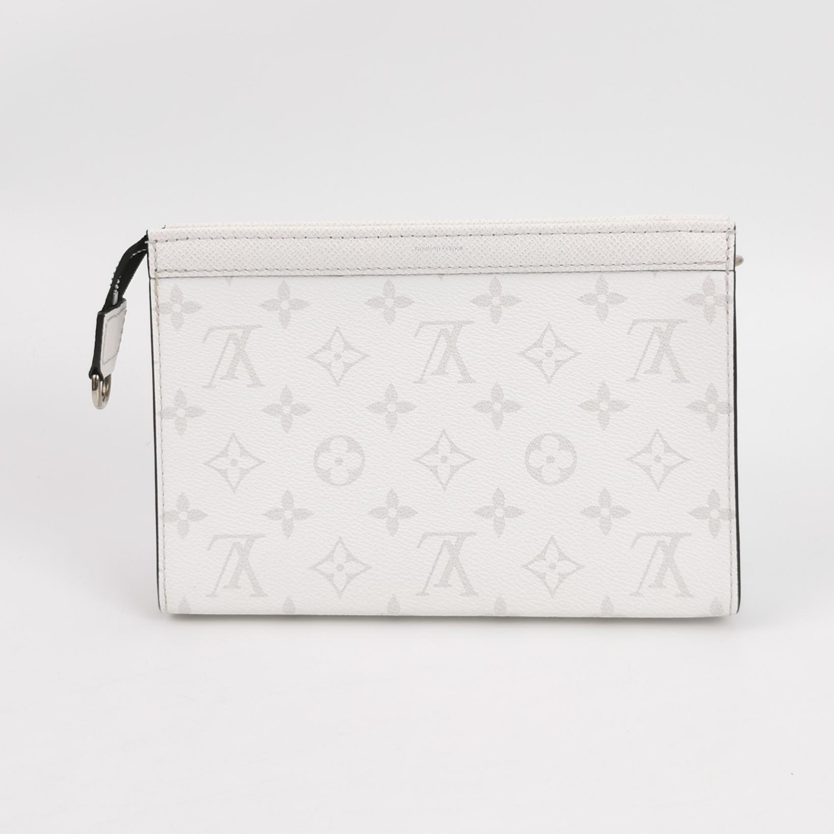 Louis Vuitton(LV) Gaston Wearable Wallet Monogram Eclipse Canvas — photo 6 of 15