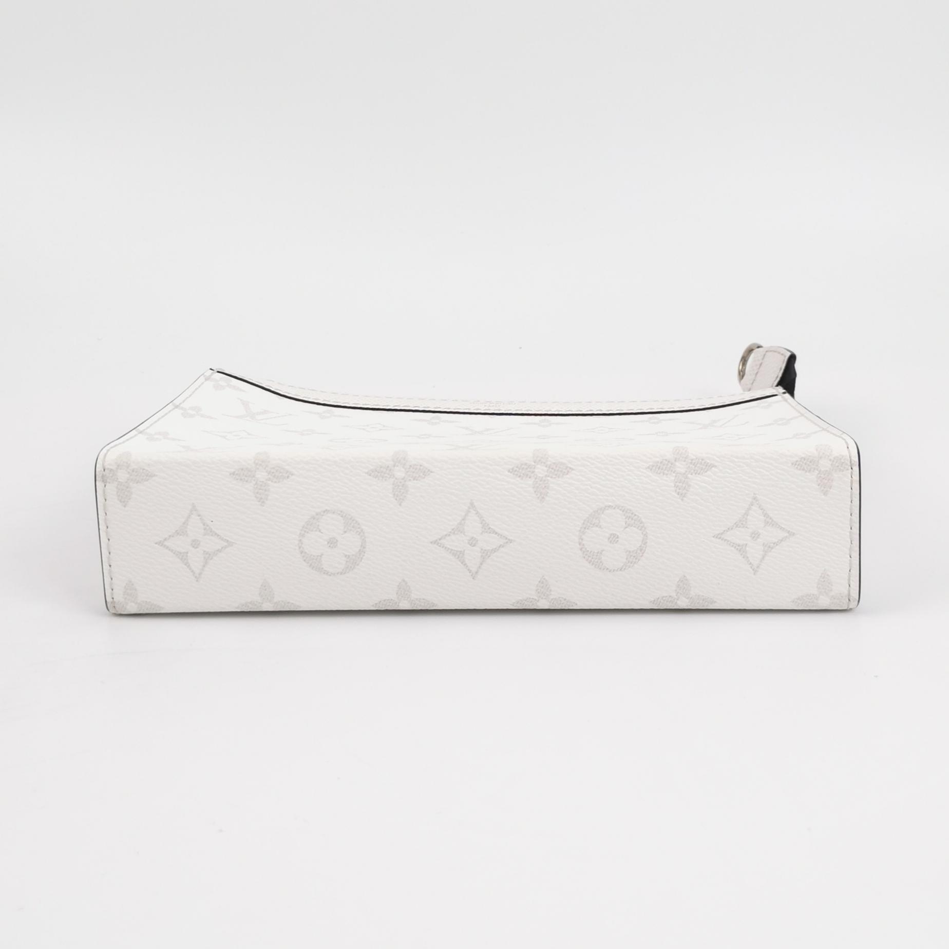 Louis Vuitton(LV) Gaston Wearable Wallet Monogram Eclipse Canvas — photo 7 of 15
