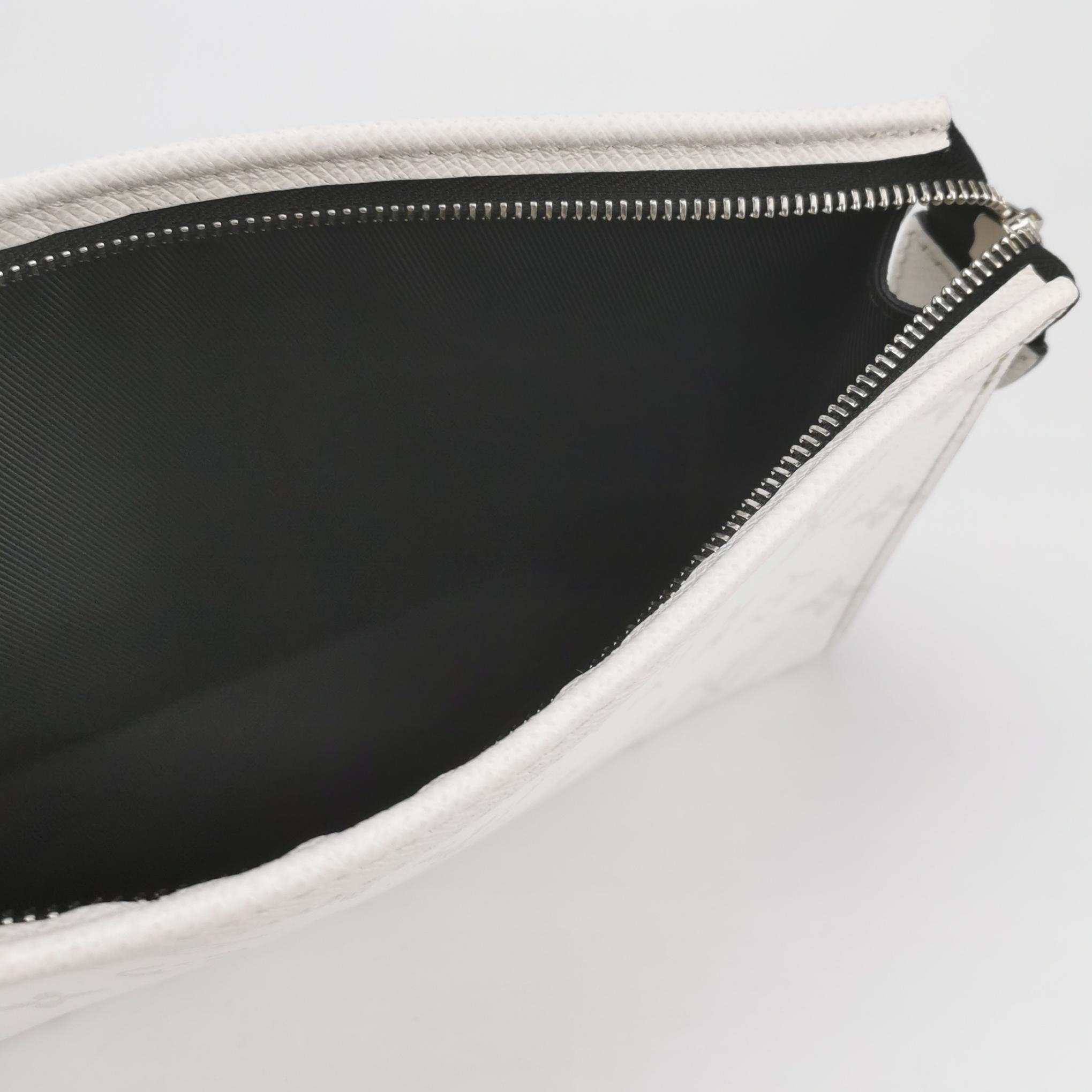 Louis Vuitton(LV) Gaston Wearable Wallet Monogram Eclipse Canvas — photo 9 of 14