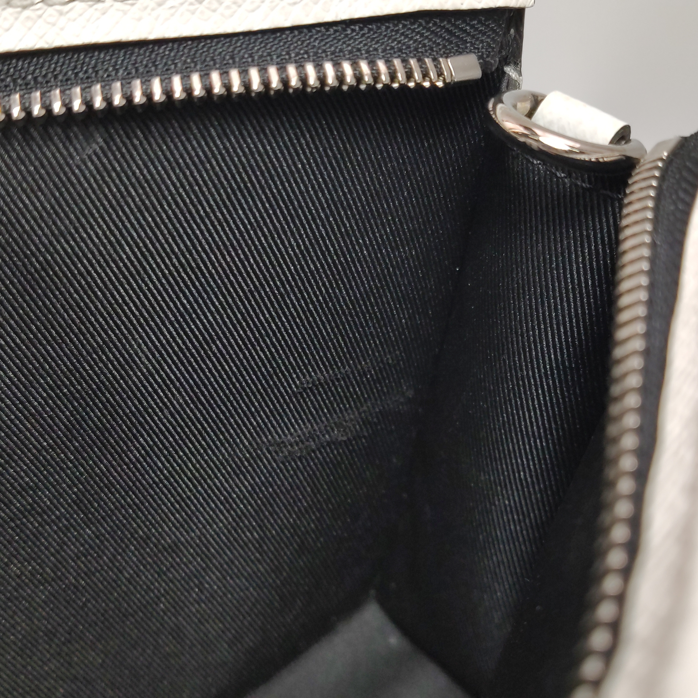 Louis Vuitton(LV) Gaston Wearable Wallet Monogram Eclipse Canvas — photo 14 of 14