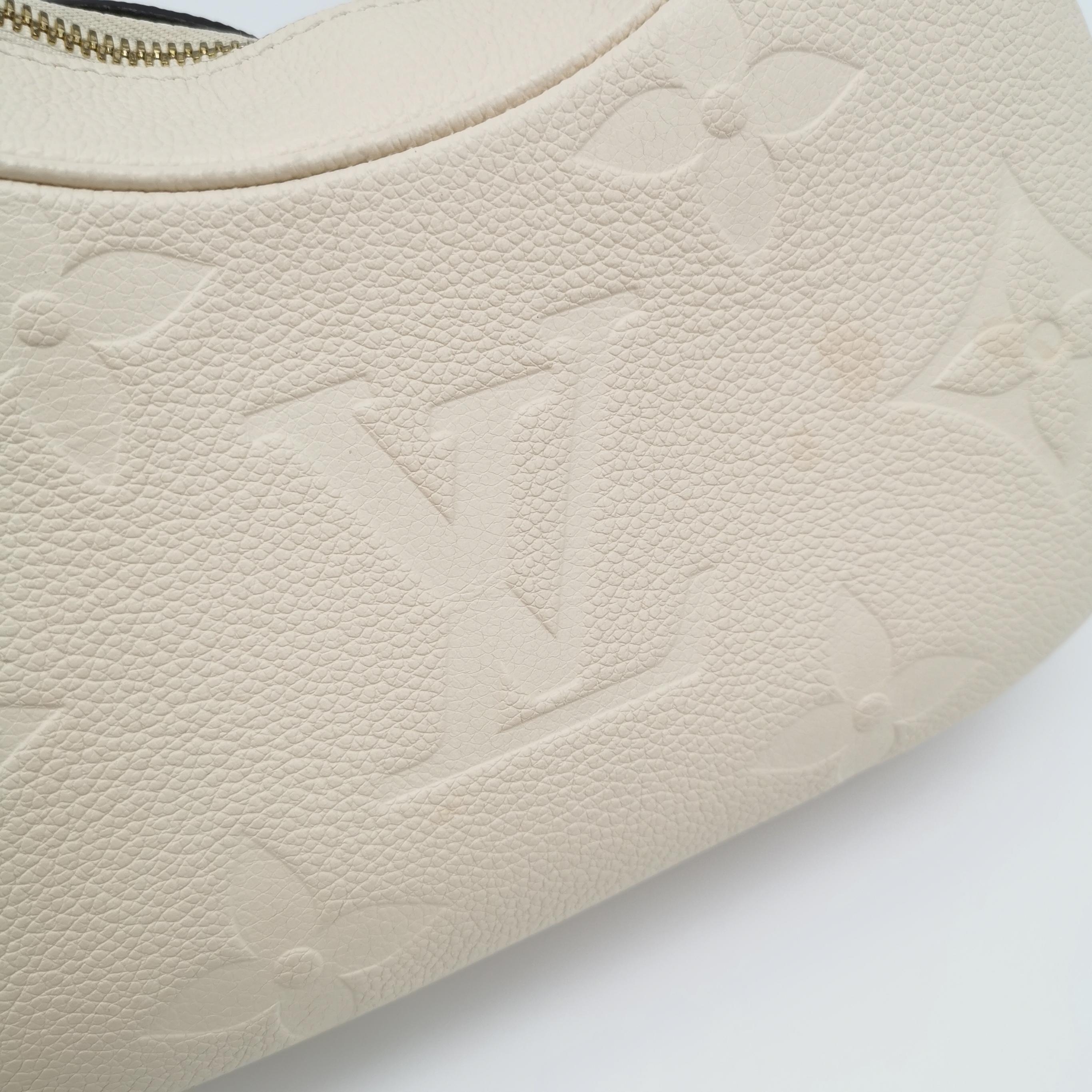 Louis Vuitton(LV) Bagatelle NM Handbag Monogram Empreinte Giant — photo 8 of 11