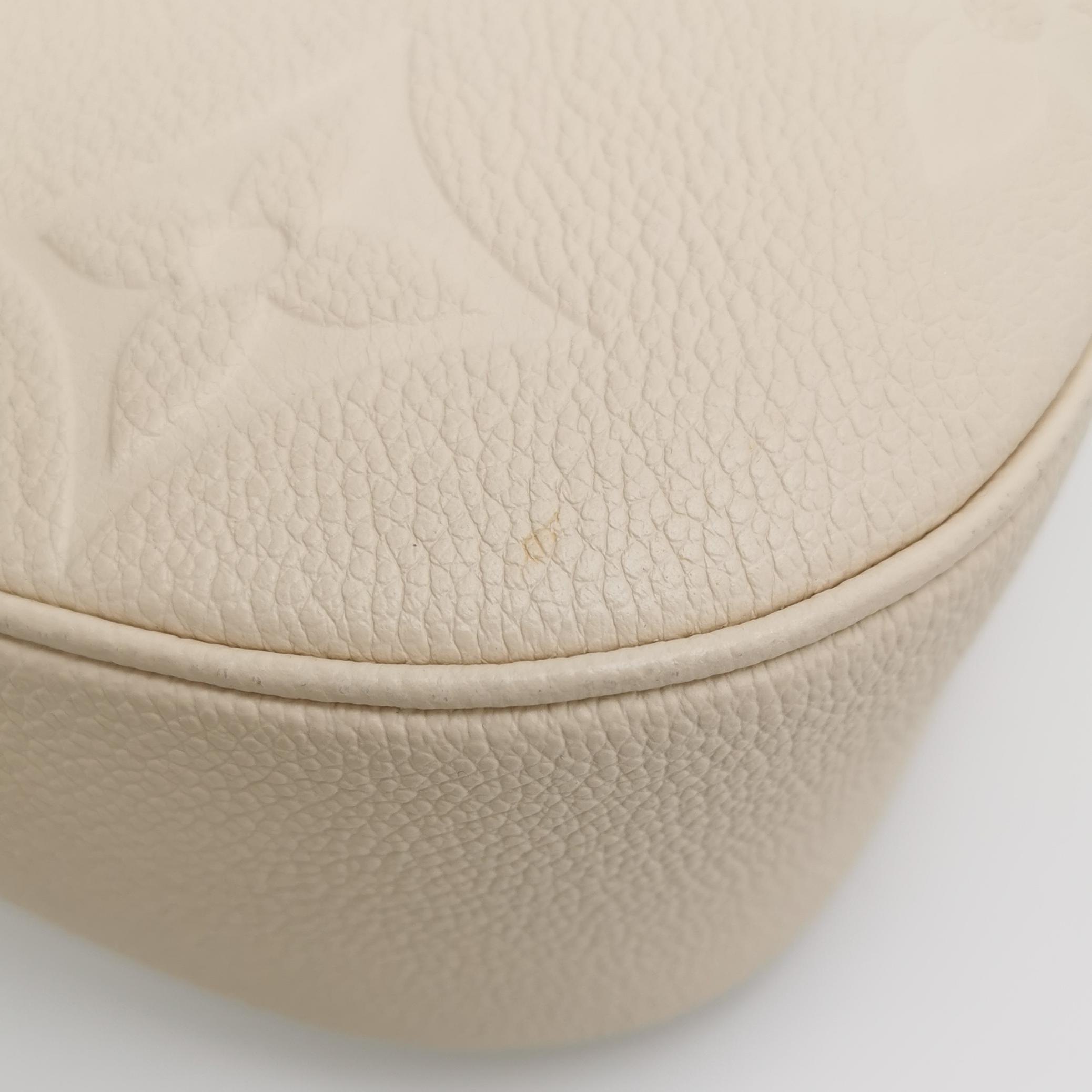 Louis Vuitton(LV) Bagatelle NM Handbag Monogram Empreinte Giant — photo 10 of 11