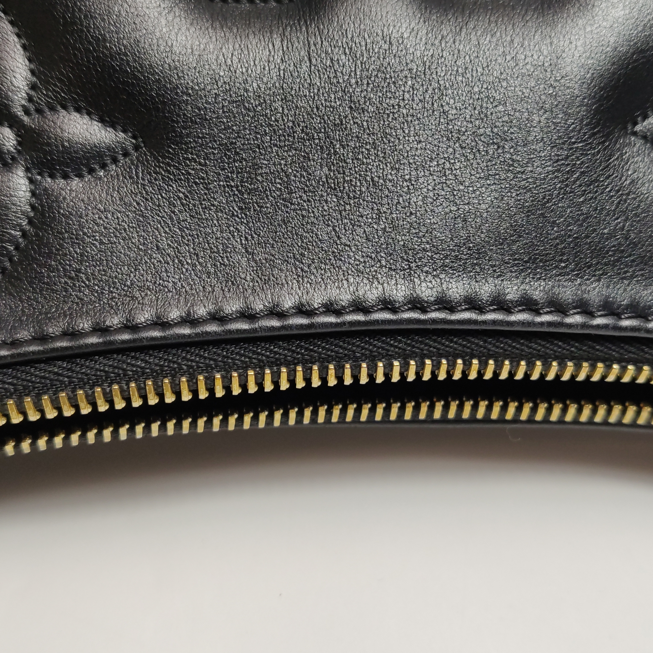 Louis Vuitton(LV) Over The Moon Bag Bubblegram Leather — photo 12 of 13
