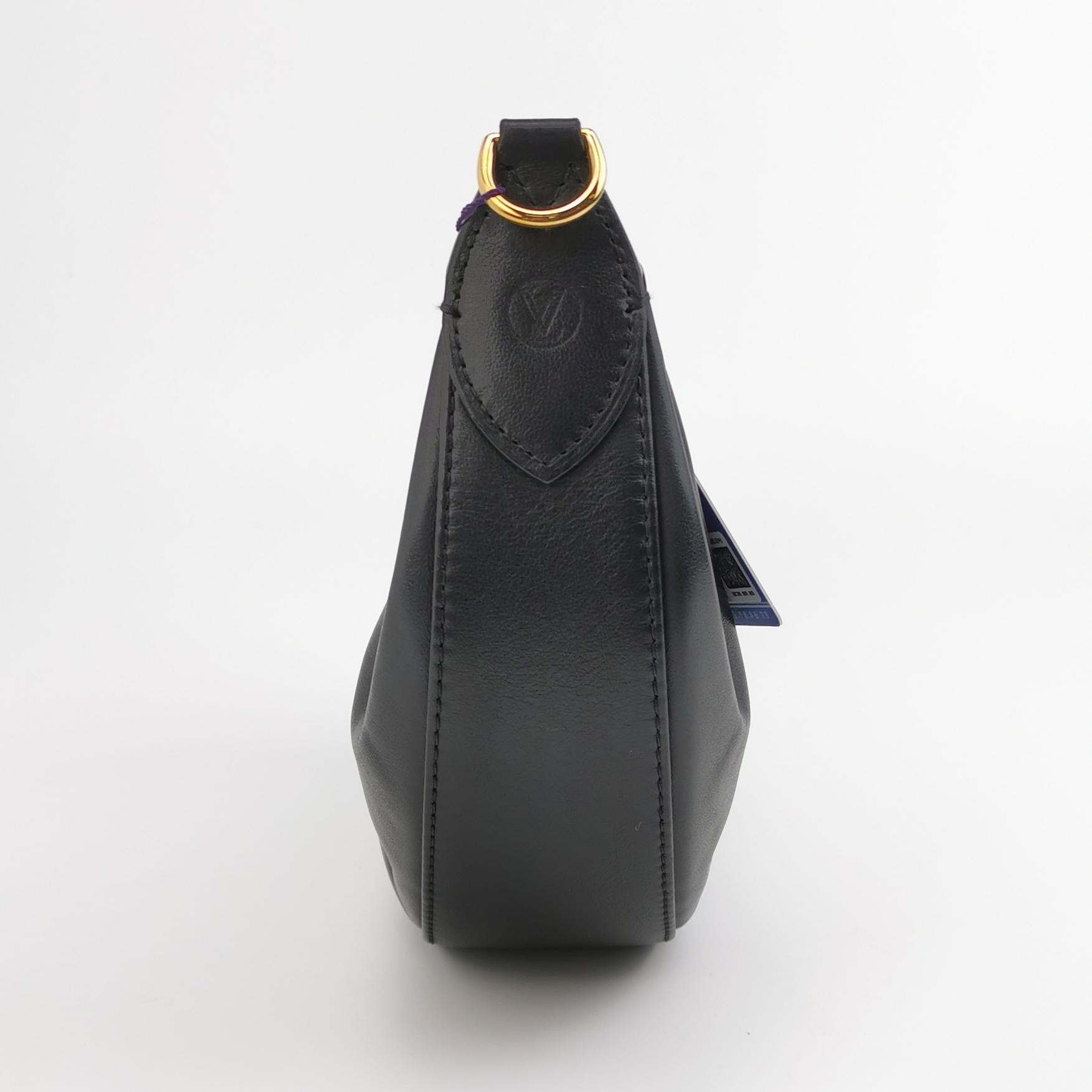 Louis Vuitton(LV) Over The Moon Bag Bubblegram Leather — photo 3 of 16