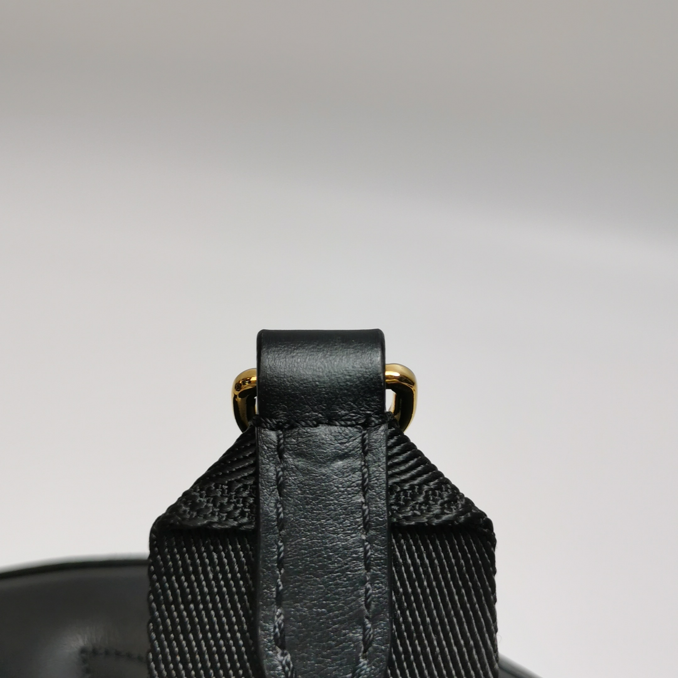 Louis Vuitton(LV) Over The Moon Bag Bubblegram Leather — photo 9 of 16
