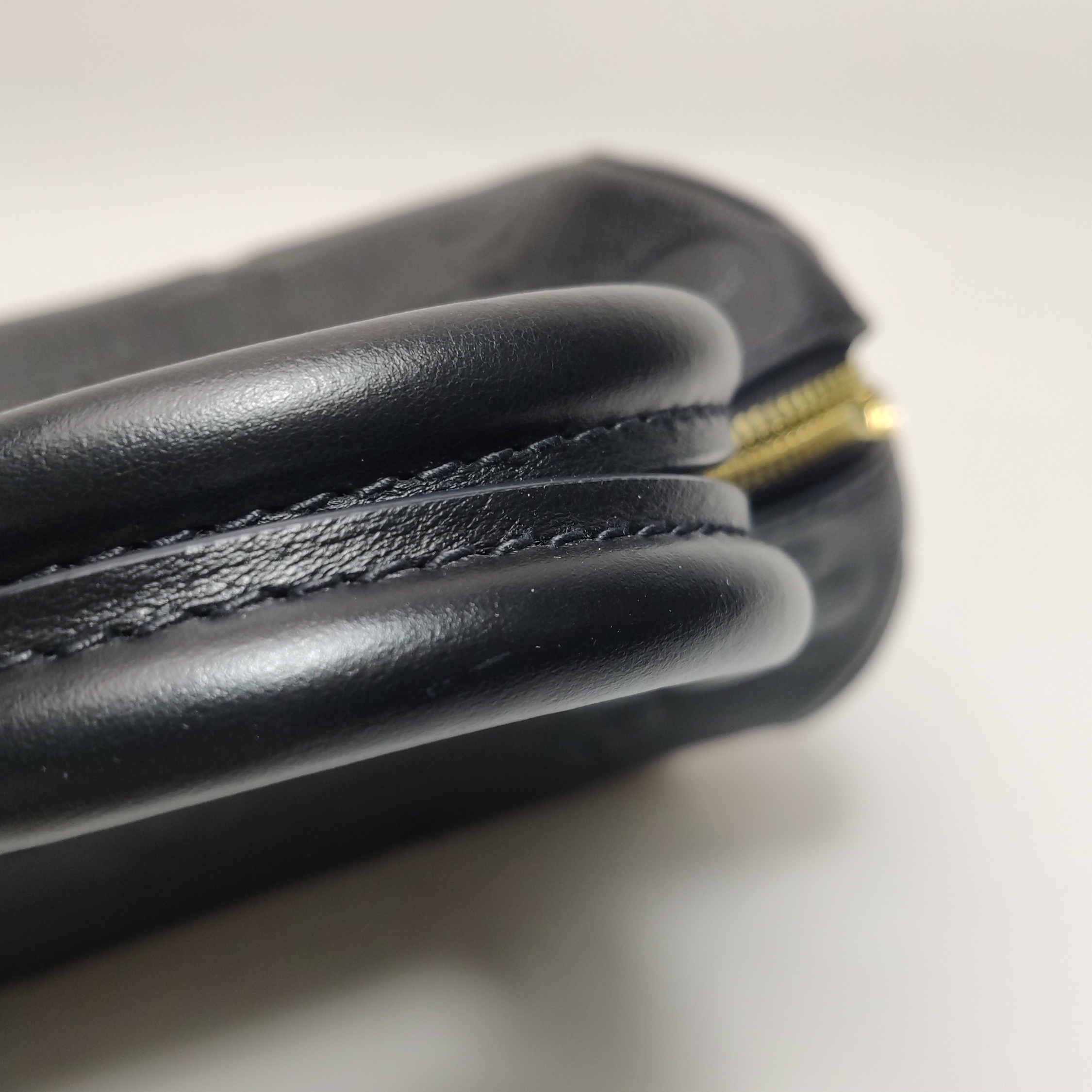 Louis Vuitton(LV) Speedy Bandouliere Bag Monogram Empreinte Giant 20 — photo 15 of 17