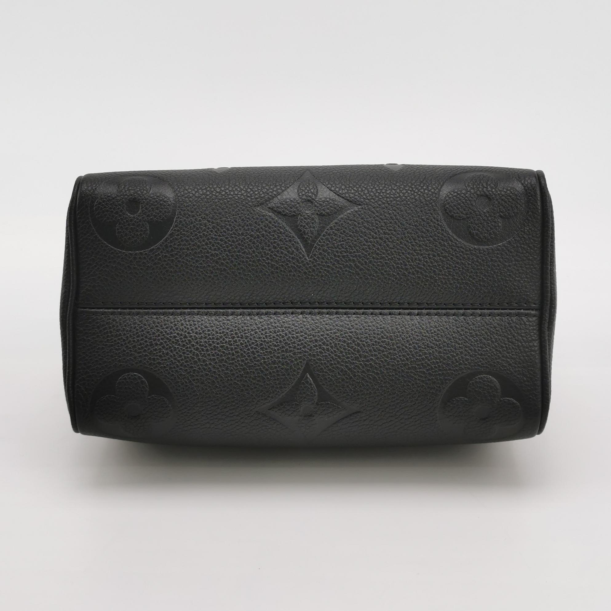 Louis Vuitton(LV) Speedy Bandouliere Bag Monogram Empreinte Giant 20 — photo 6 of 12