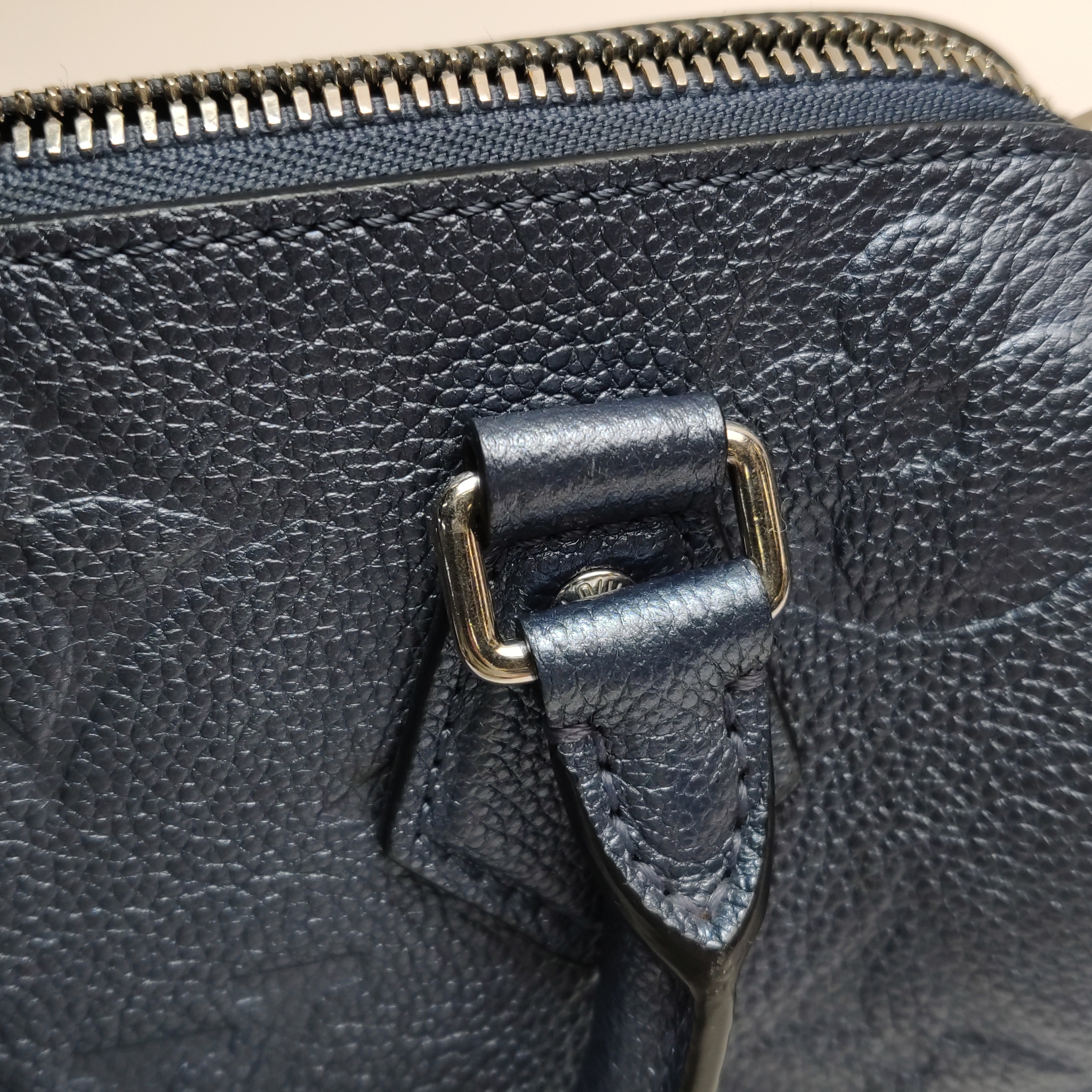 Louis Vuitton(LV) Speedy Bandouliere Bag Monogram Empreinte Giant 20 — photo 12 of 17