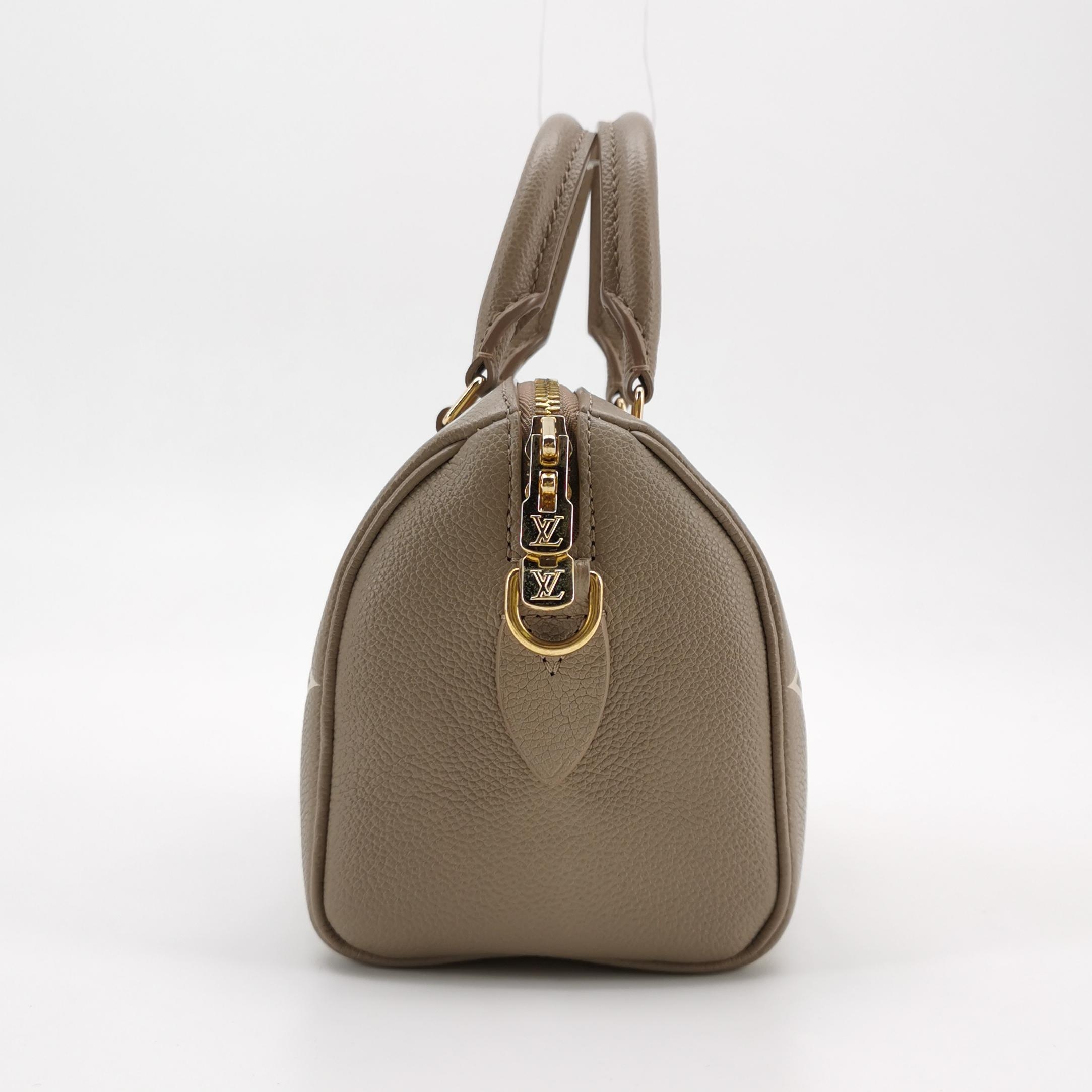 Louis Vuitton(LV) Speedy Bandouliere Bag Monogram Empreinte Giant 20 — photo 3 of 16