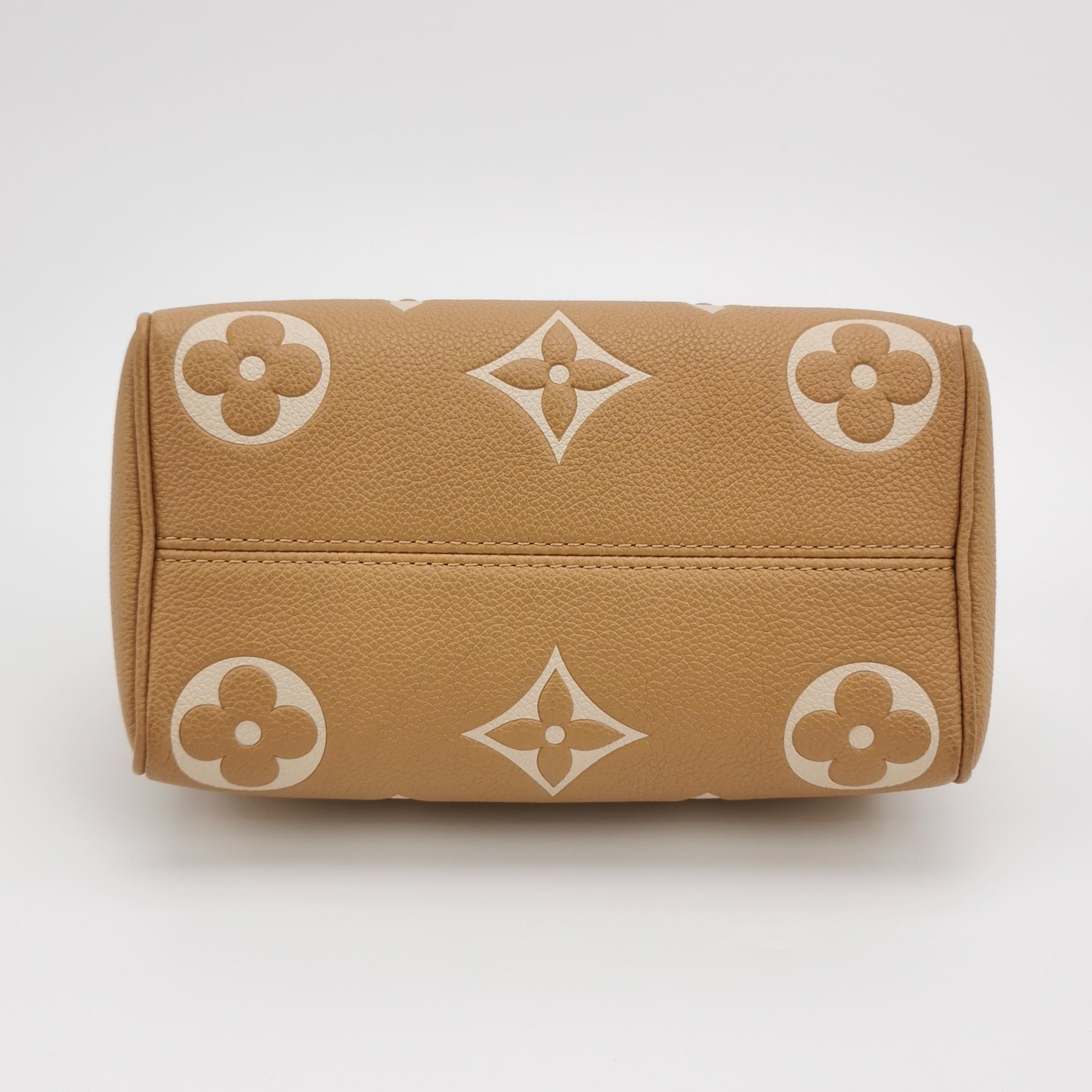 Louis Vuitton(LV) Speedy Bandouliere Bag Monogram Empreinte Giant 20 — photo 6 of 14