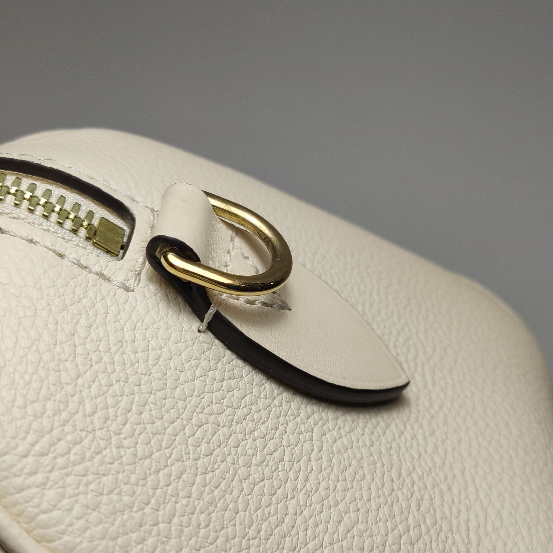 Louis Vuitton(LV) Speedy Bandouliere Bag Monogram Empreinte Giant 20 — photo 11 of 13