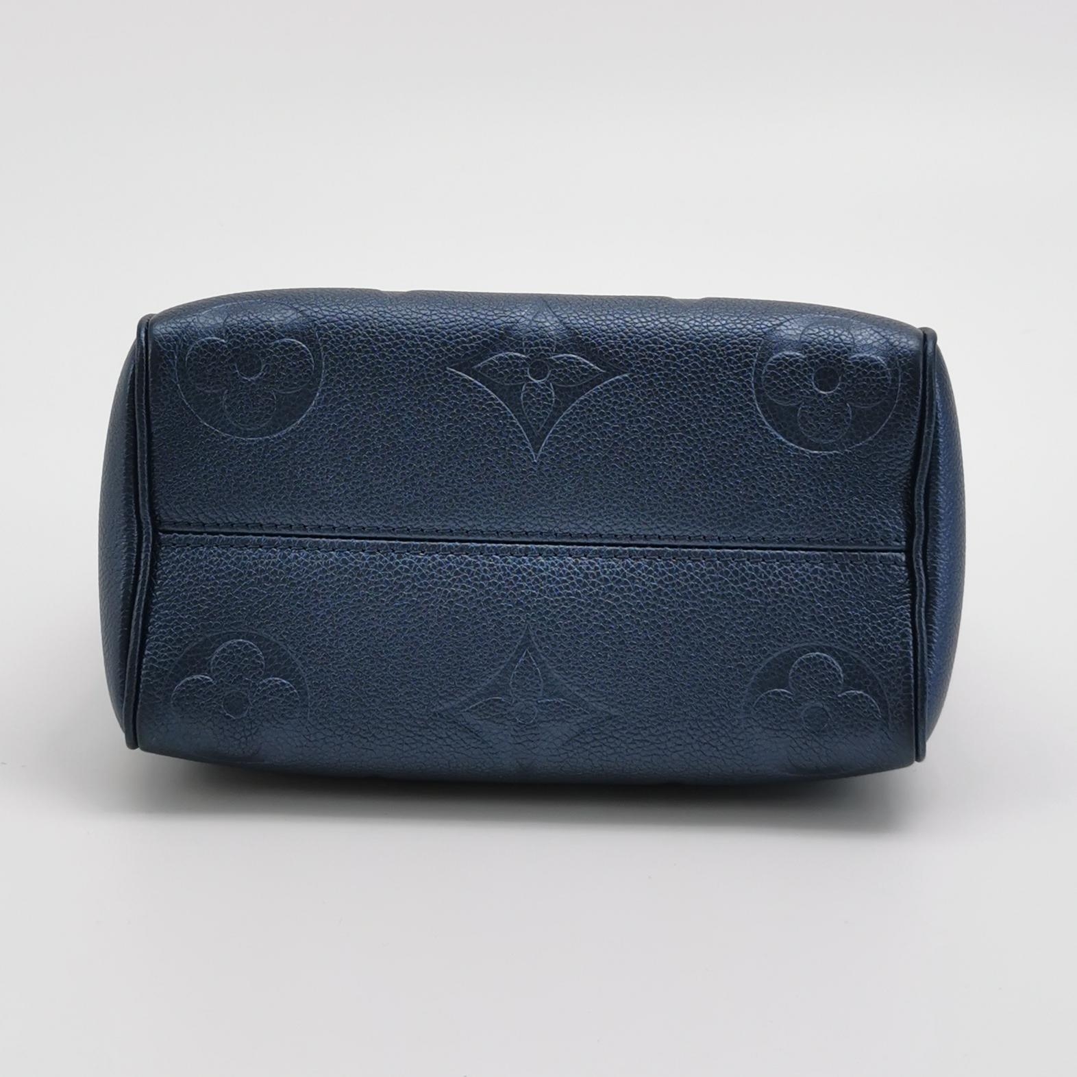 Louis Vuitton(LV) Speedy Bandouliere Bag Monogram Empreinte Giant 20 — photo 6 of 15