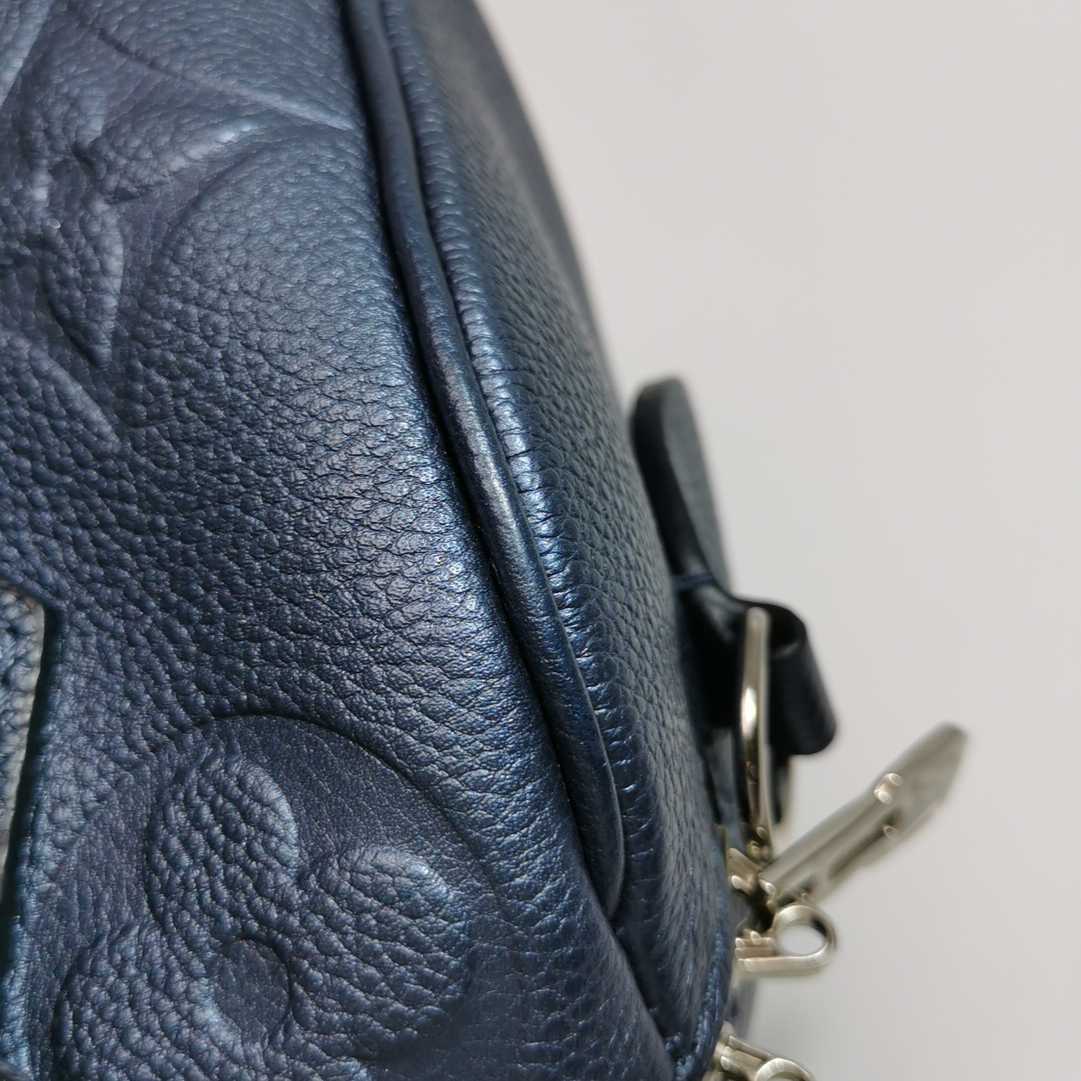 Louis Vuitton(LV) Speedy Bandouliere Bag Monogram Empreinte Giant 20 — photo 10 of 15