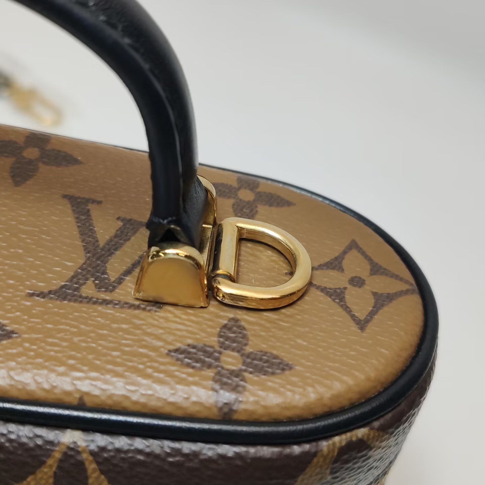 Louis Vuitton(LV) Vanity Handbag Reverse Monogram Canvas — photo 11 of 18