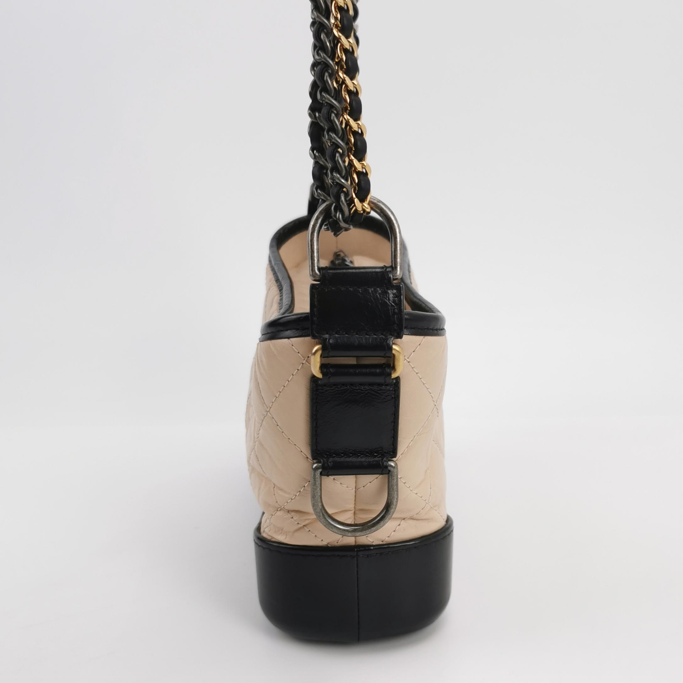 Chanel GAbrielle Hobo Quilted Aged Calfskon Small — photo 4 of 16