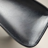 Saint Laurent Manhattan Shoulder Bag Leather Medium — thumbnail 14