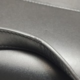 Saint Laurent Manhattan Shoulder Bag Leather Medium — thumbnail 24