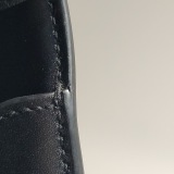 Saint Laurent Manhattan Shoulder Bag Leather Medium — thumbnail 22