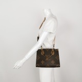 Louis Vuitton(LV) OnTheGo Tote Reverse Monogram Giant PM — thumbnail 2