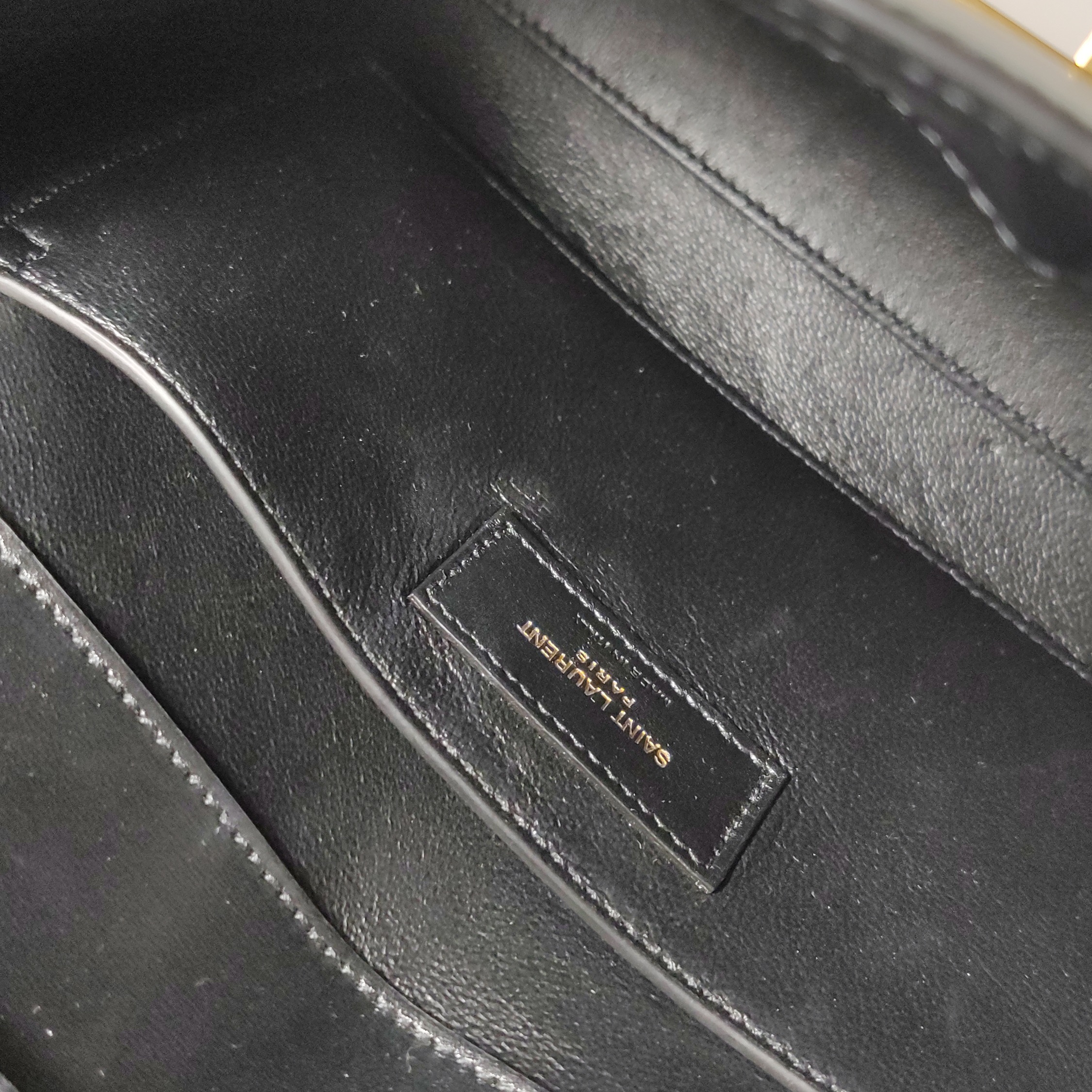 Saint Laurent Manhattan Shoulder Bag Leather Small — photo 9 of 22