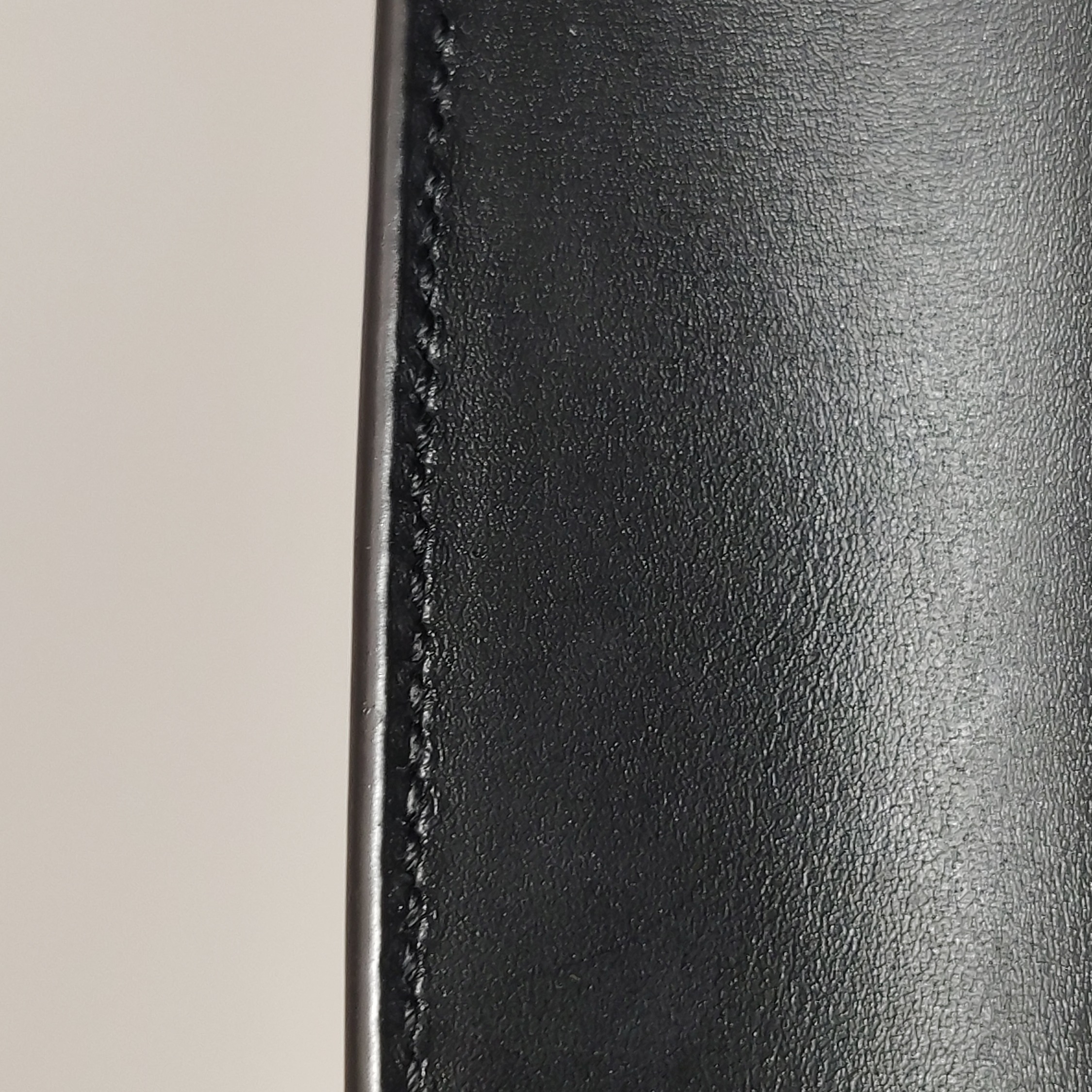 Saint Laurent Manhattan Shoulder Bag Leather Small — photo 17 of 22