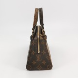 Louis Vuitton(LV) OnTheGo Tote Reverse Monogram Giant East West — thumbnail 5