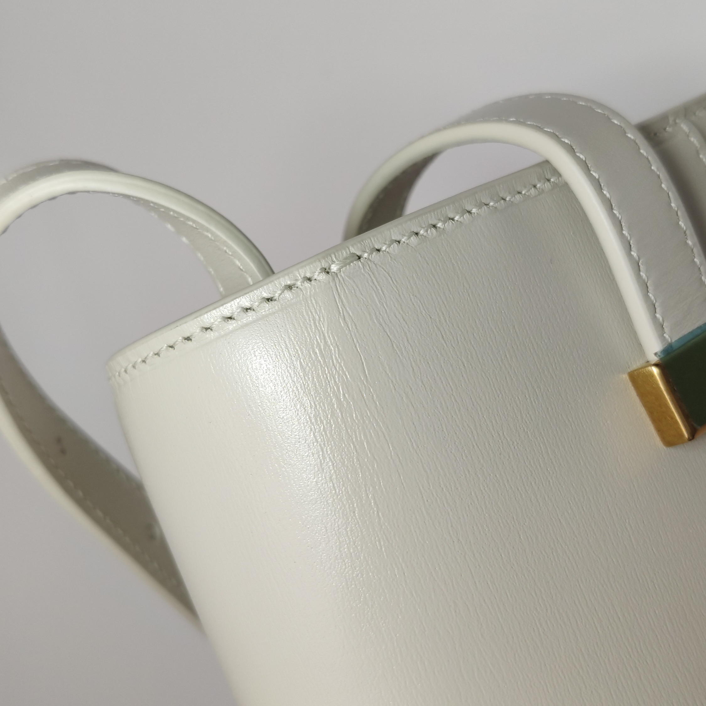 Saint Laurent Manhattan Shoulder Bag Leather Small — photo 18 of 23