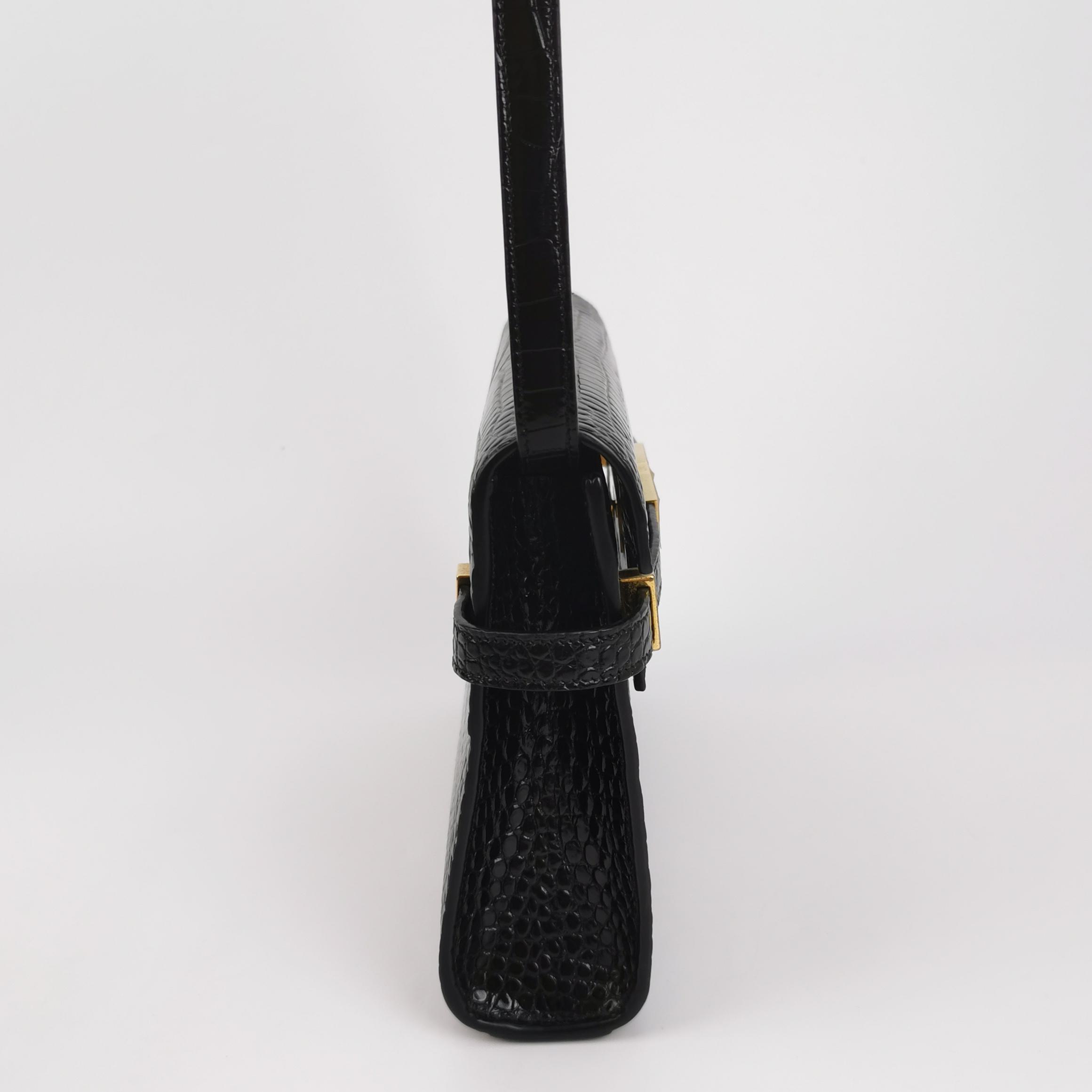 Saint Laurent Manhattan Shoulder Bag Leather Small — photo 3 of 15