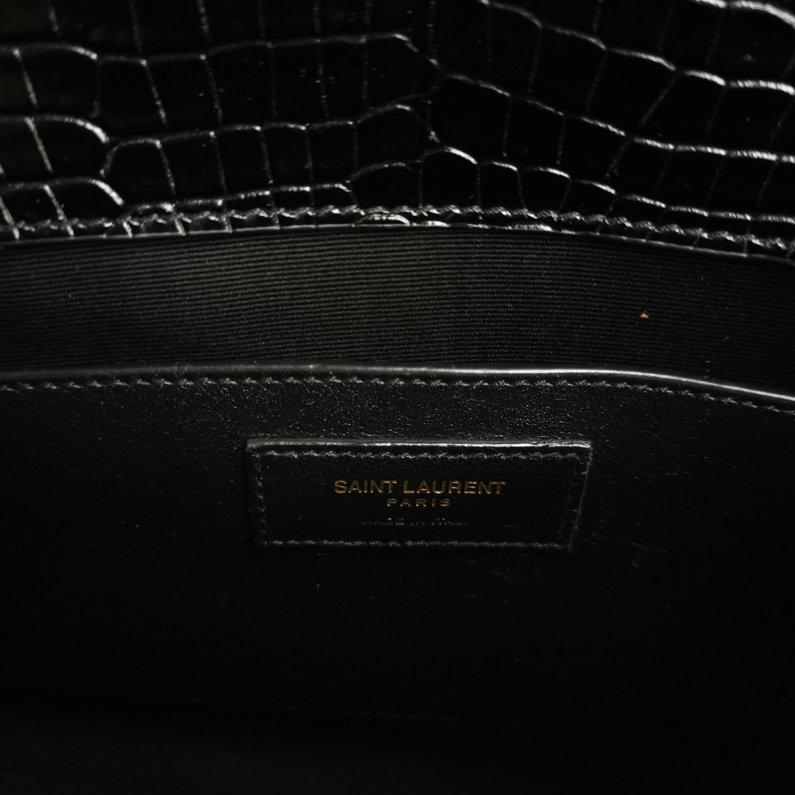 Saint Laurent Manhattan Shoulder Bag Leather Small — photo 9 of 15