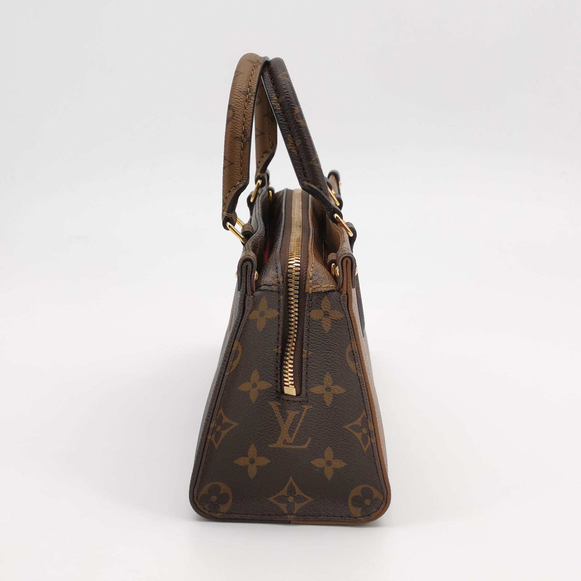 Louis Vuitton(LV) OnTheGo Tote Reverse Monogram Giant East West — photo 4 of 15