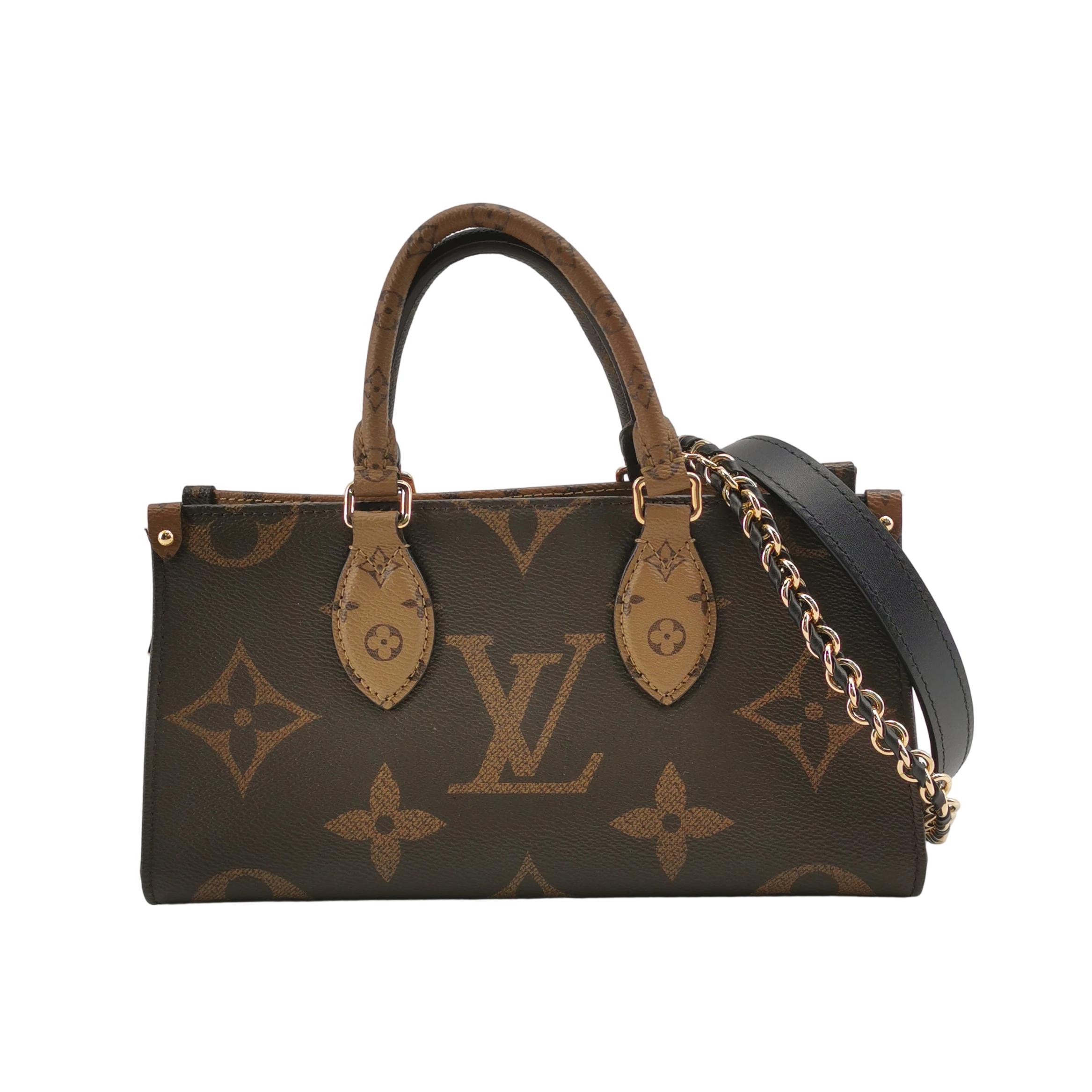 Louis Vuitton(LV) OnTheGo Chain Tote Reverse Monogram Giant East West — photo 1 of 15