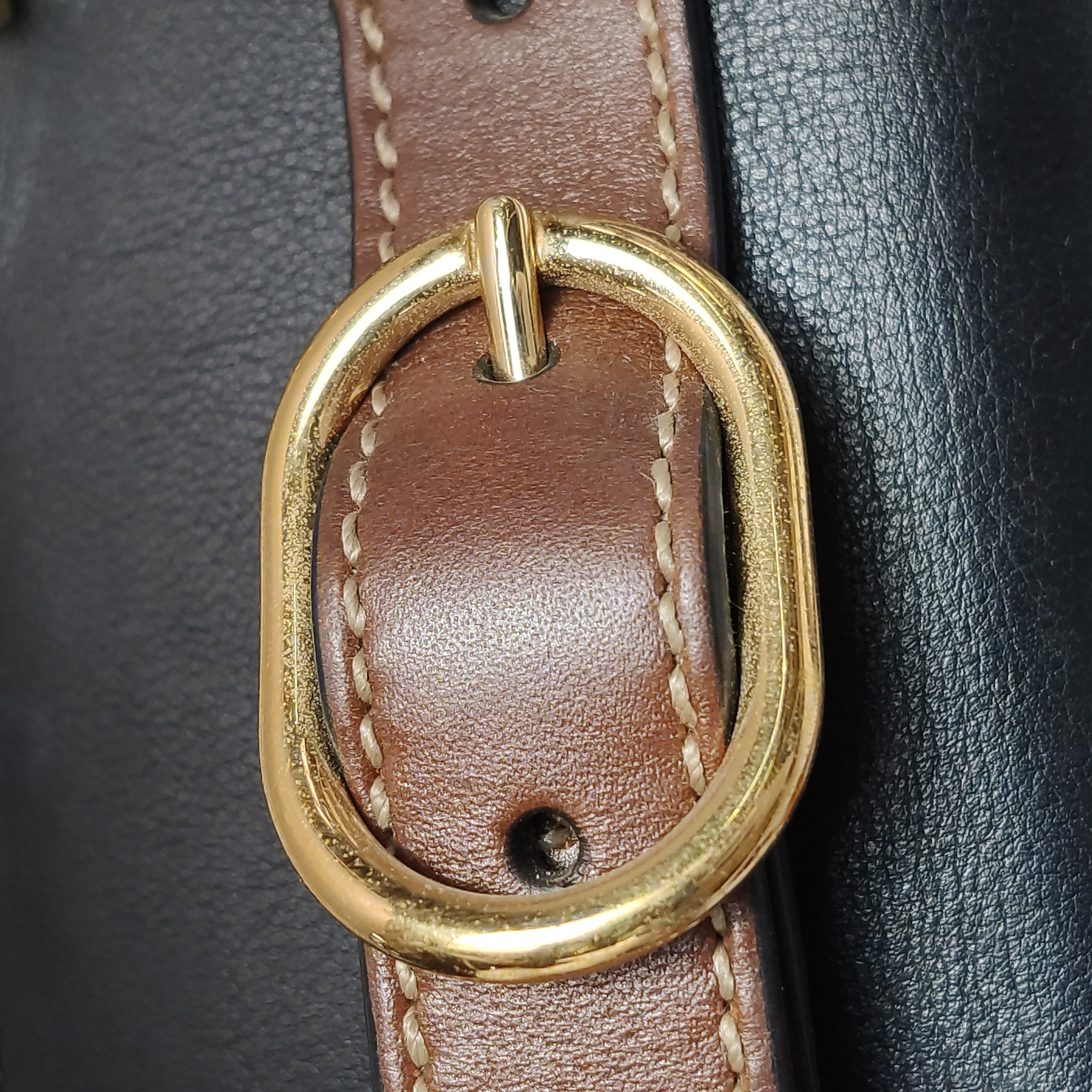 Gucci Padlock Shoulder Bag GG Coated Canvas and Leather Medium — photo 17 of 18