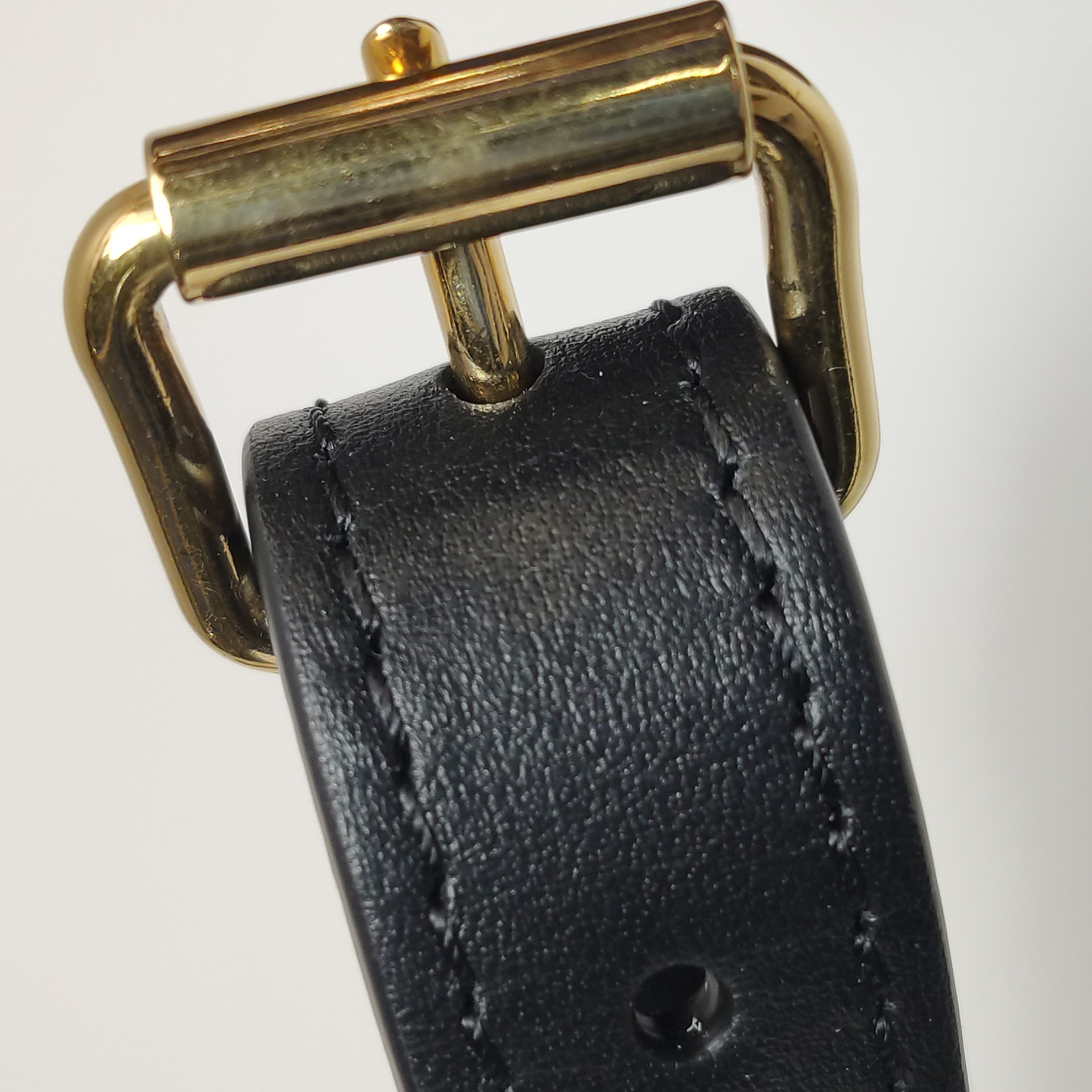 Louis Vuitton(LV) OnTheGo Chain Tote Reverse Monogram Giant East West — photo 13 of 15