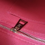 Louis Vuitton(LV) OnTheGo Tote Reverse Monogram Giant MM — thumbnail 9