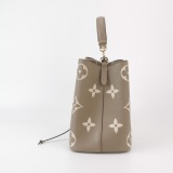 Louis Vuitton(LV) NeoNoe Handbag Bicolor Monogram Empreinte Giant MM — thumbnail 3