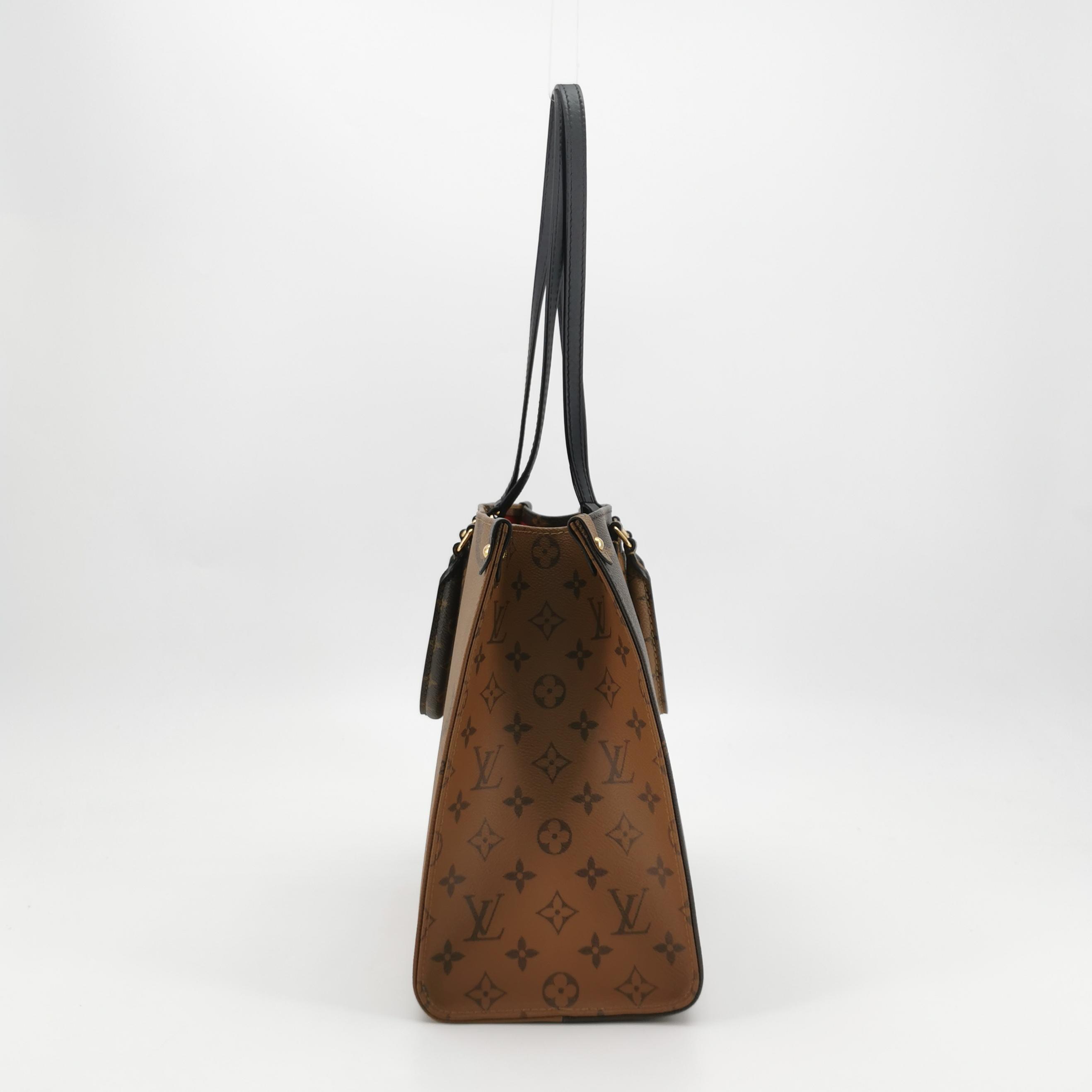 Louis Vuitton(LV) OnTheGo Tote Reverse Monogram Giant MM — photo 4 of 14