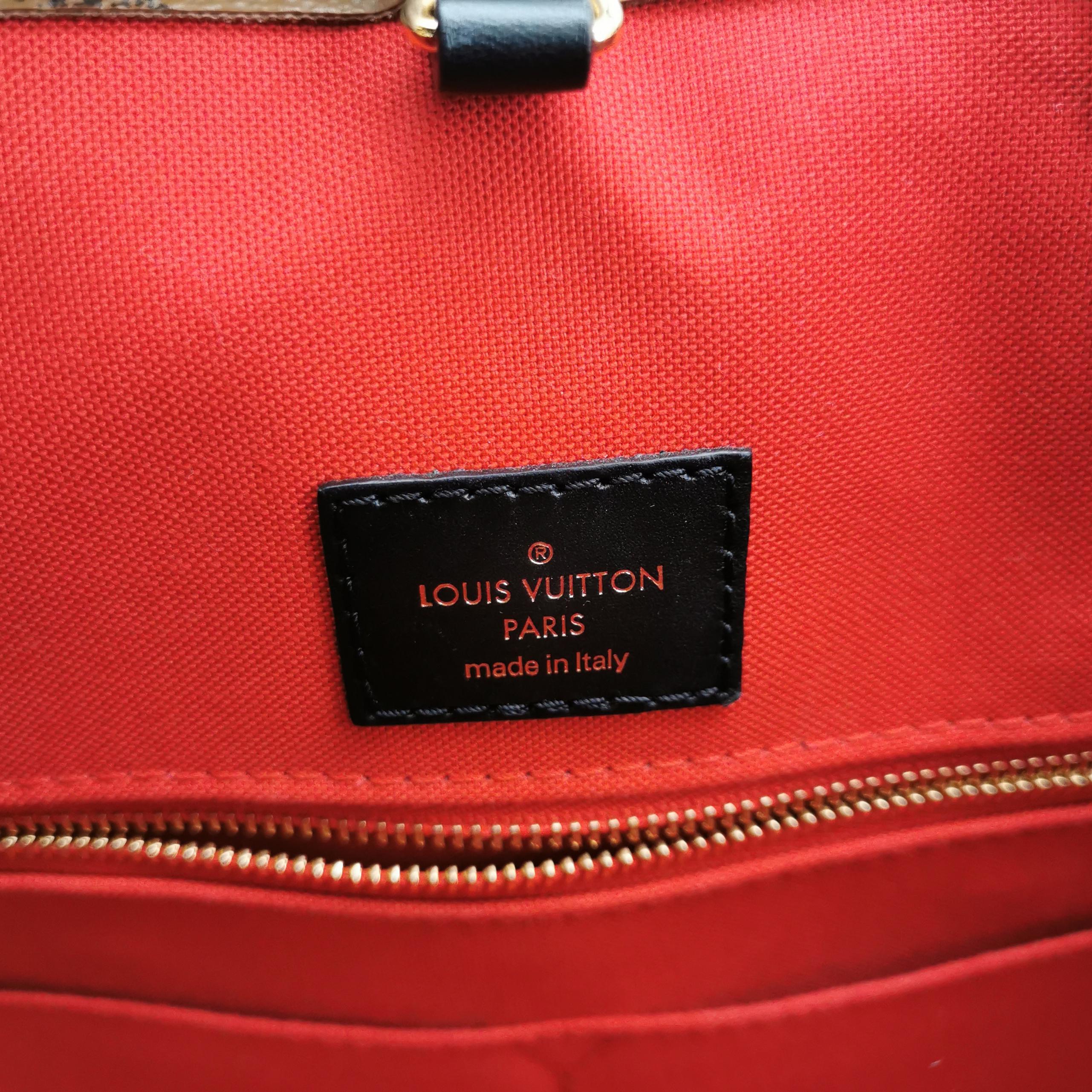 Louis Vuitton(LV) OnTheGo Tote Reverse Monogram Giant MM — photo 8 of 14