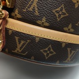Louis Vuitton(LV) Petite Boite Chapeau Bag Monogram Canvas — thumbnail 14