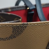 Louis Vuitton(LV) OnTheGo Tote Reverse Monogram Giant MM — thumbnail 10
