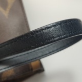 Louis Vuitton(LV) OnTheGo Tote Reverse Monogram Giant MM — thumbnail 14