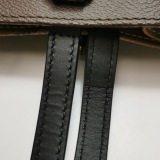 Louis Vuitton(LV) OnTheGo Tote Reverse Monogram Giant MM — thumbnail 15