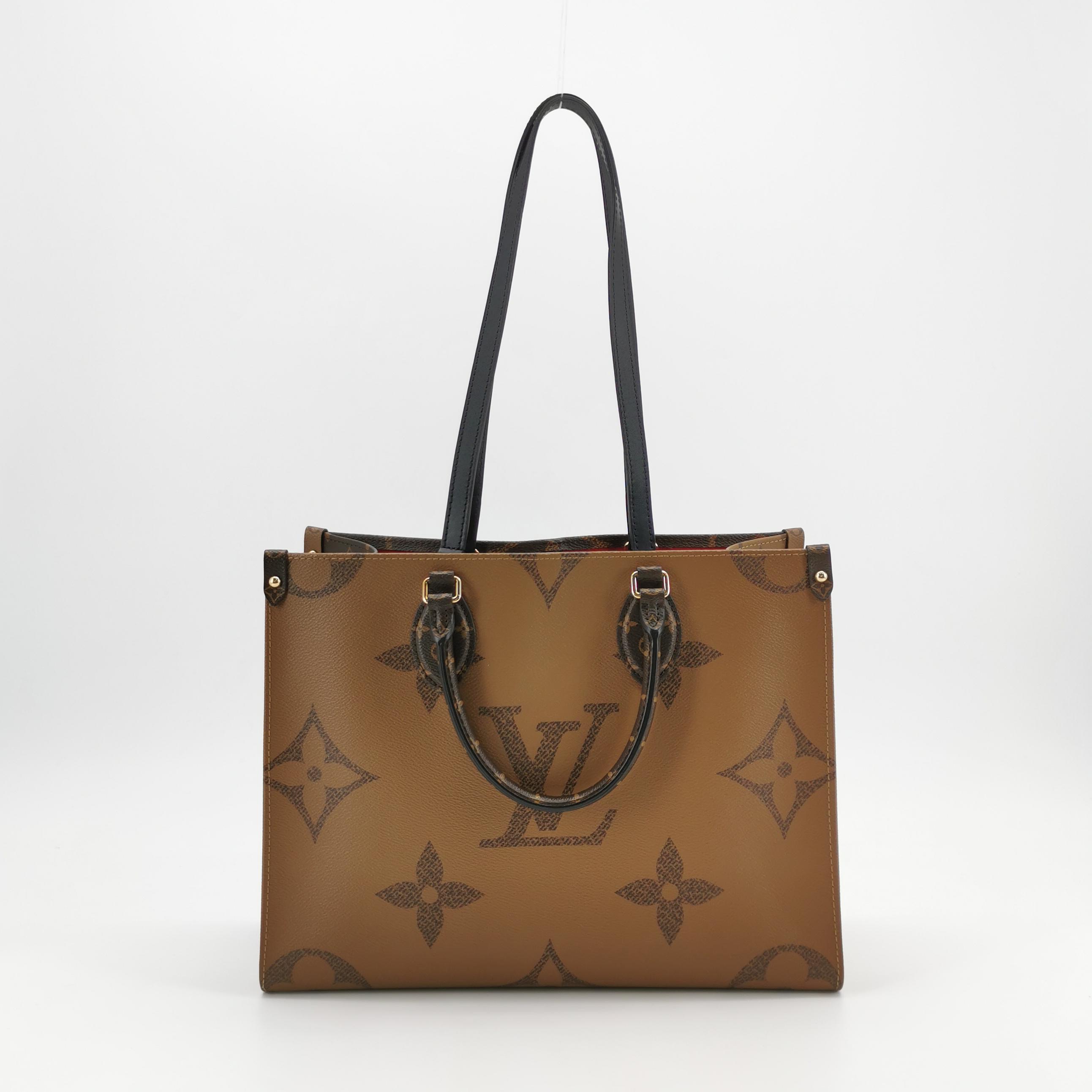 Louis Vuitton(LV) OnTheGo Tote Reverse Monogram Giant MM — photo 3 of 15