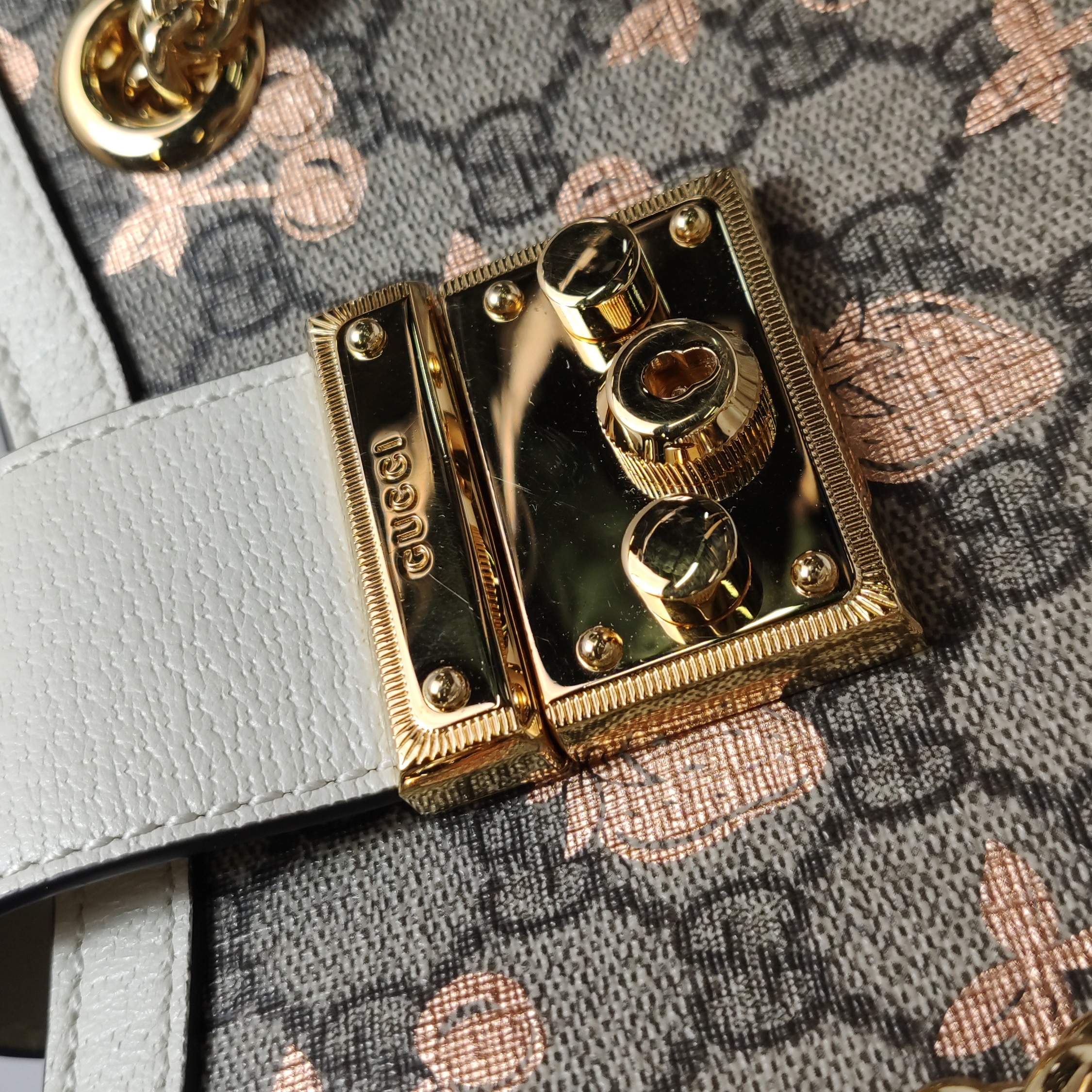 Gucci Padlock Chain Tote Printed GG Coated Canvas Small — photo 9 of 16